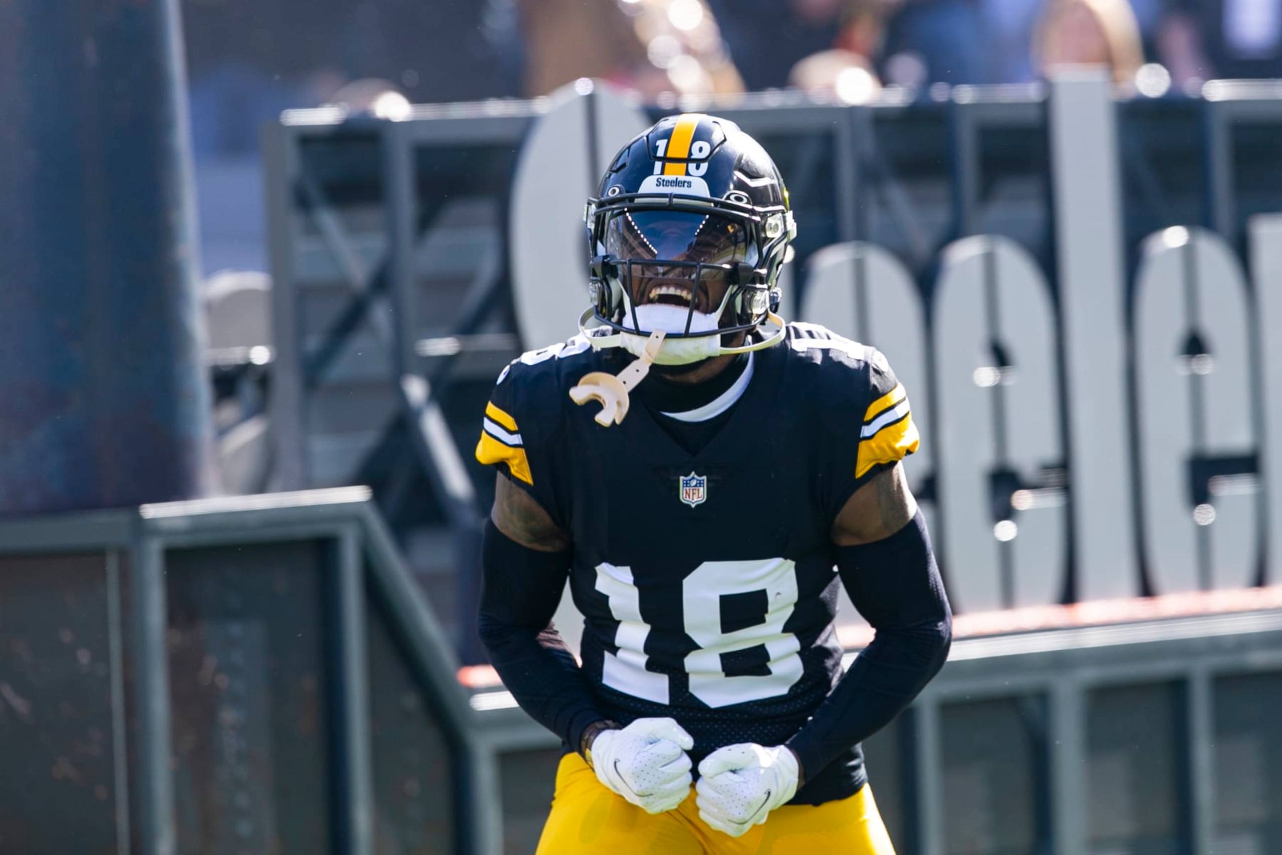 Steelers WR Diontae Johnson Steelers WR Diontae Johnson
