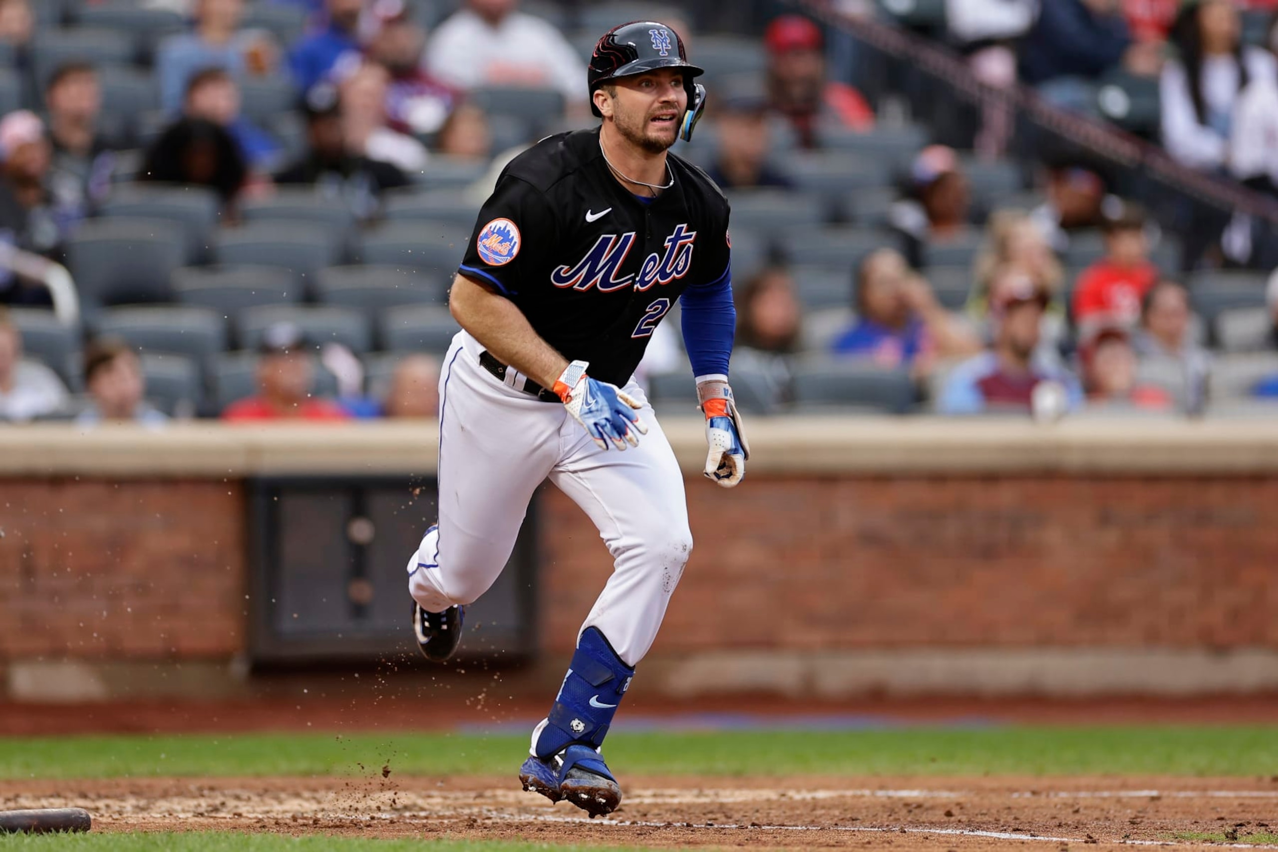 NEW YORK, NY - SEPTEMBER 30: Pete Alonso #20 of the New York Mets in action against the Philadelphia Phillies during the fifth inning of the first game of a doubleheader at Citi Field on September 30, 2023 in New York City. (Photo by Adam Hunger/Getty Images)
