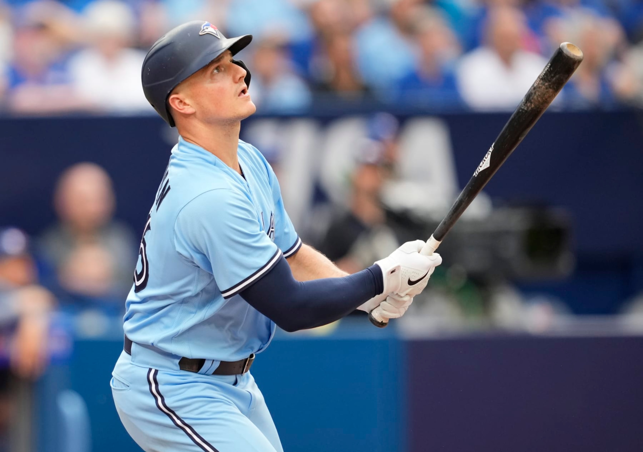TORONTO, ON - AUGUST 12: Matt Chapman #26 of Toronto Blue Jays swings against the Chicago Cubs during the eighth inning in their MLB game at the Rogers Centre on August 12, 2023 in Toronto, Ontario, Canada. (Photo by Mark Blinch/Getty Images) TORONTO, ON - AUGUST 12: Matt Chapman #26 of Toronto Blue Jays swings against the Chicago Cubs during the eighth inning in their MLB game at the Rogers Centre on August 12, 2023 in Toronto, Ontario, Canada. (Photo by Mark Blinch/Getty Images)