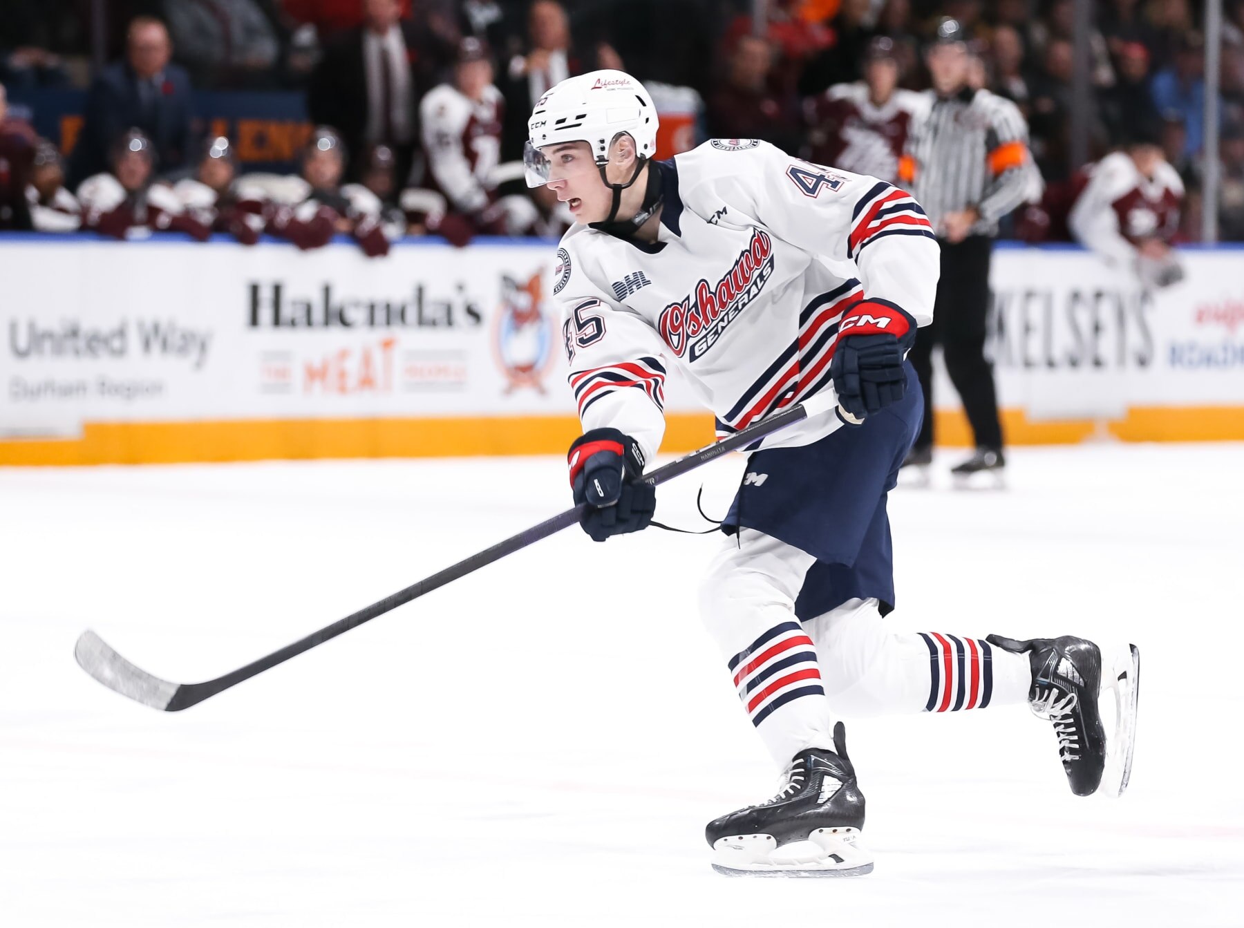 OSHAWA, CANADA - NOVEMBER 03: Beckett Sennecke #45 of the Oshawa Generals skates against Peterborough Petes during the third period at Tribute Communities Centre on November 03, 2023 in Oshawa, Ontario, Canada. (Photo by Chris Tanouye/Getty Images)