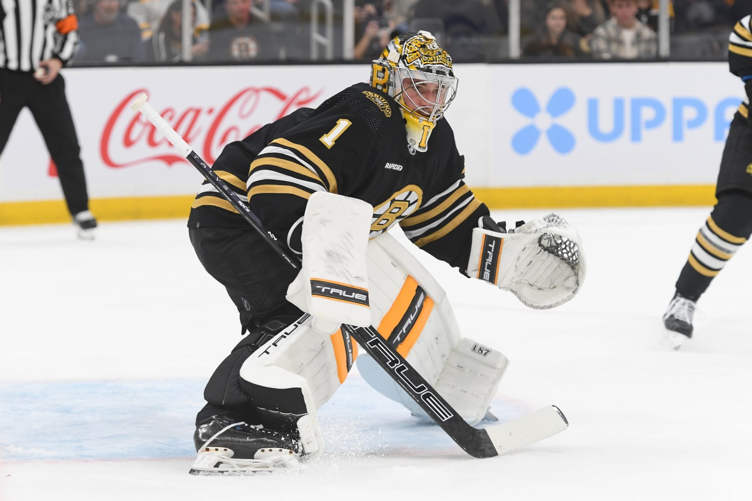 BOSTON, MASSACHUSETTS - OCTOBER 14: Jeremy Swayman #1 of the Boston Bruins in the net against the Nashville Predators on October 14, 2023 at the TD Garden in Boston, Massachusetts. (Photo by Steve Babineau/NHLI via Getty Images) BOSTON, MASSACHUSETTS - OCTOBER 14: Jeremy Swayman #1 of the Boston Bruins in the net against the Nashville Predators on October 14, 2023 at the TD Garden in Boston, Massachusetts. (Photo by Steve Babineau/NHLI via Getty Images)