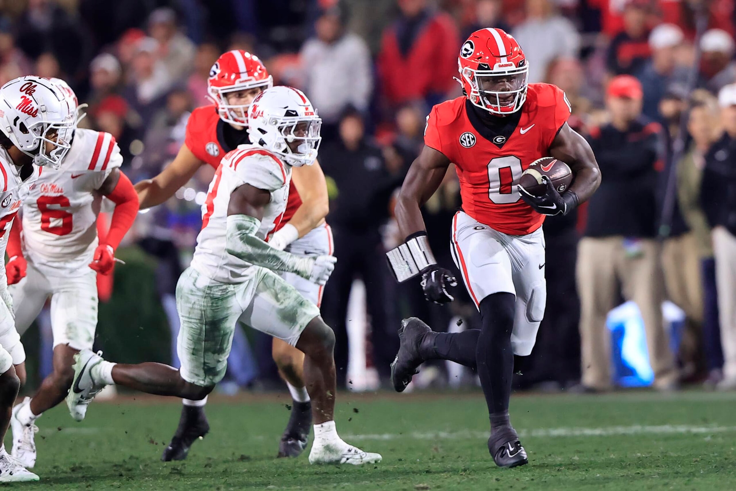 ATHENS, GA - NOVEMBER 11: Georgia Bulldogs running back Roderick Robinson II (0) breaks free during the Saturday evening college football game between the Georgia Bulldogs and the Mississippi Rebels on November 11, 2023 at Sanford Stadium in Athens, GA.  (Photo by David J. Griffin/Icon Sportswire via Getty Images)