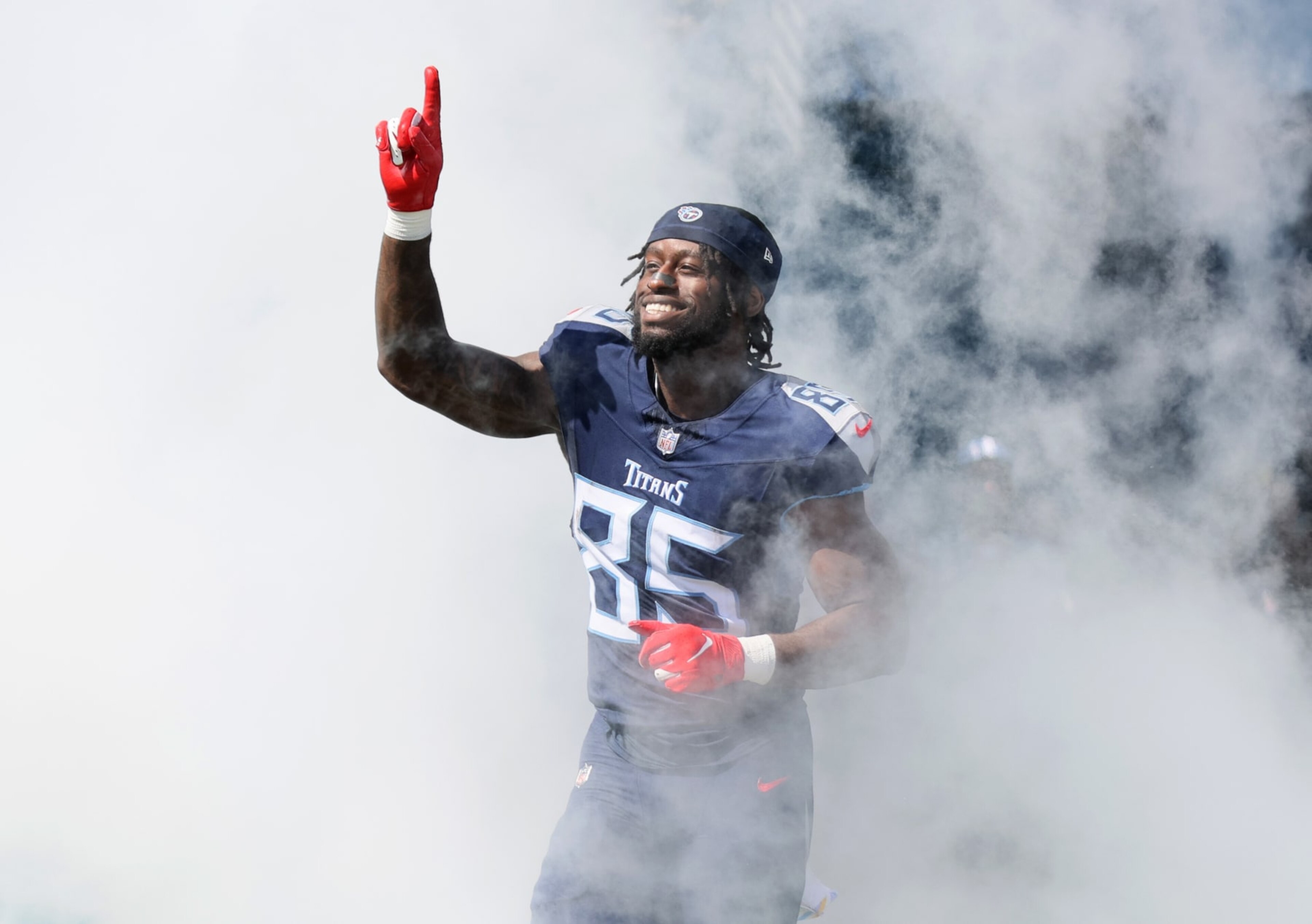 NASHVILLE, TENNESSEE - OCTOBER 01: Chigoziem Okonkwo #85 of the Tennessee Titans takes the field before a game against the Cincinnati Bengals at Nissan Stadium on October 01, 2023 in Nashville, Tennessee. (Photo by Andy Lyons/Getty Images)