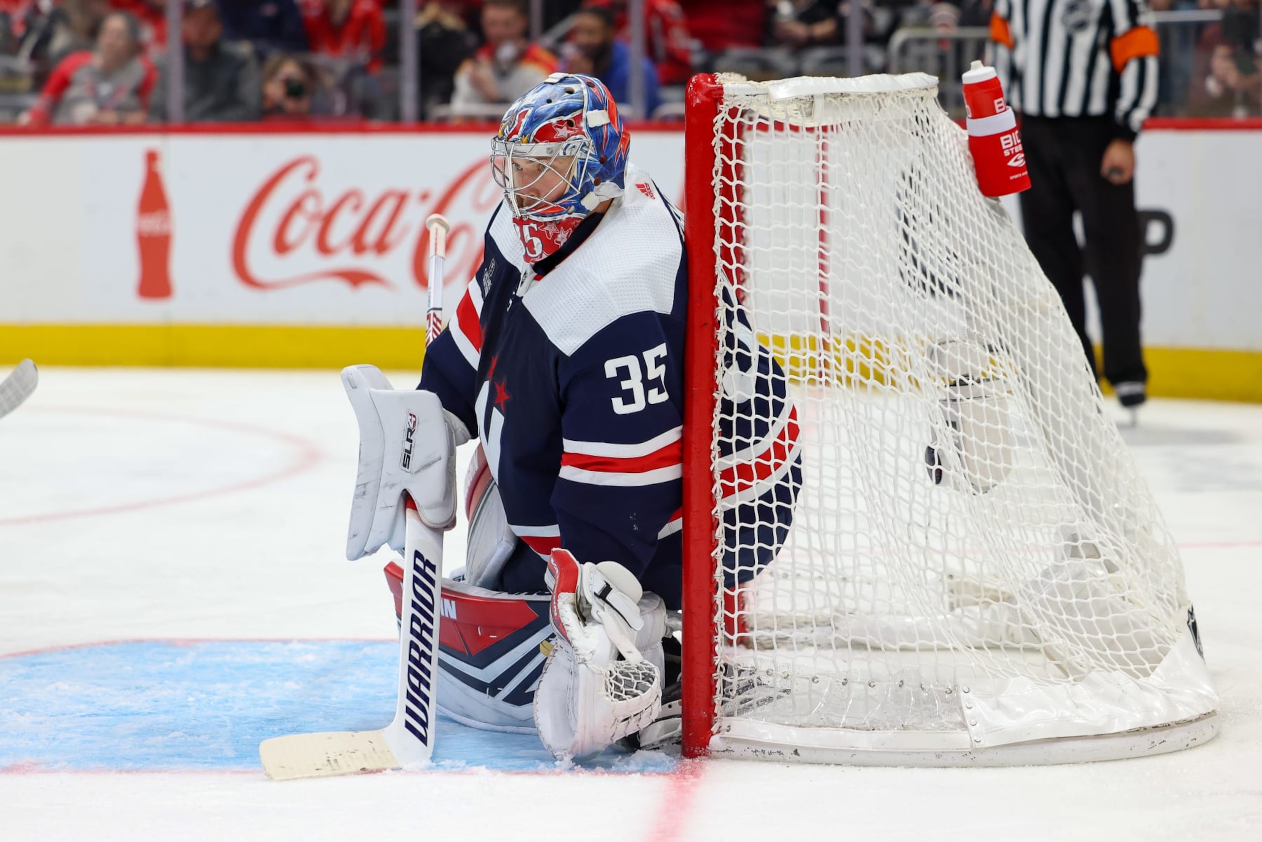 WASHINGTON, DC - NOVEMBER 8: Darcy Kuemper #35 of the Washington Capitals watches the play during a game against the Florida Panthers at Capital One Arena on November 8, 2023 in Washington, D.C. (Photo by John McCreary/NHLI via Getty Images) WASHINGTON, DC - NOVEMBER 8: Darcy Kuemper #35 of the Washington Capitals watches the play during a game against the Florida Panthers at Capital One Arena on November 8, 2023 in Washington, D.C. (Photo by John McCreary/NHLI via Getty Images)