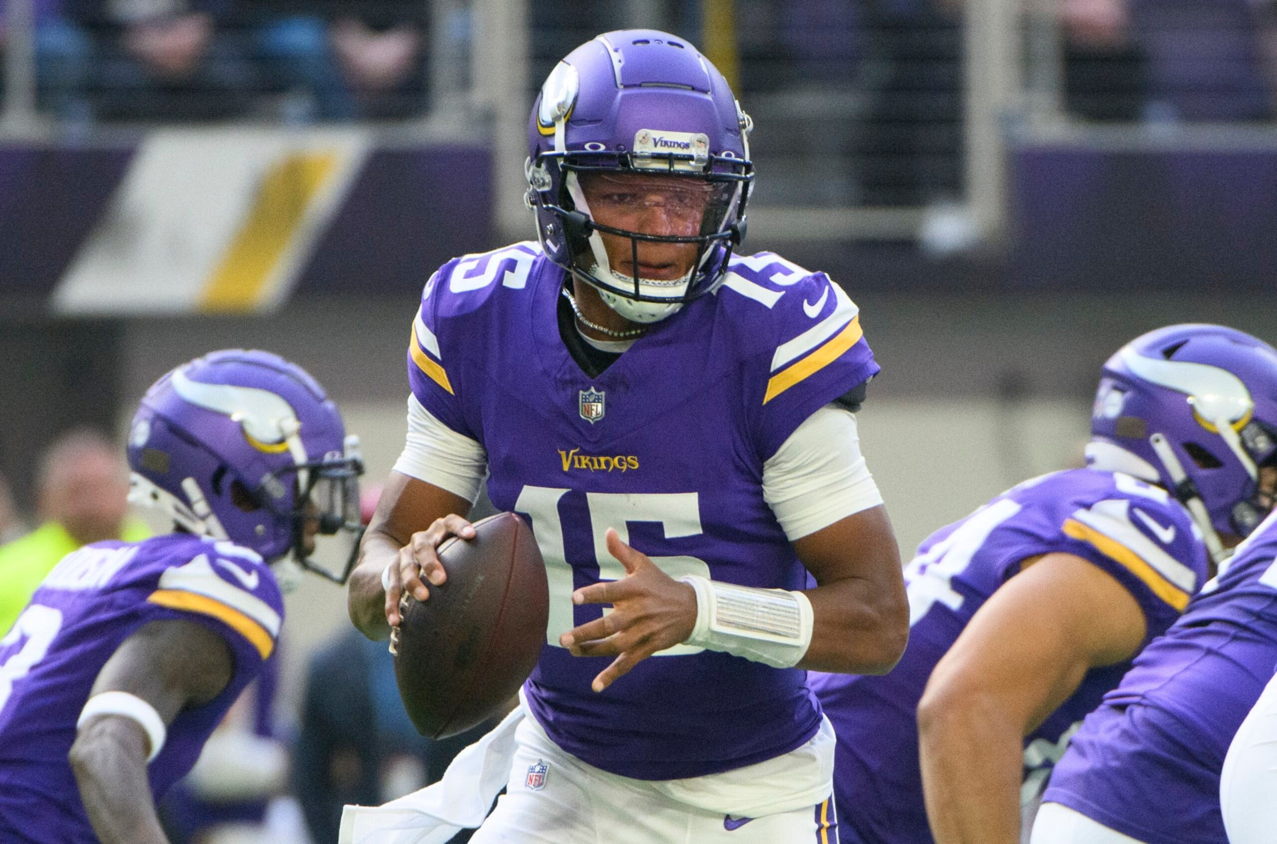 MINNEAPOLIS, MINNESOTA - NOVEMBER 12: Joshua Dobbs #15 of the Minnesota Vikings drops back with the ball in the first quarter of the game against the New Orleans Saints at U.S. Bank Stadium on November 12, 2023 in Minneapolis, Minnesota. (Photo by Stephen Maturen/Getty Images)
