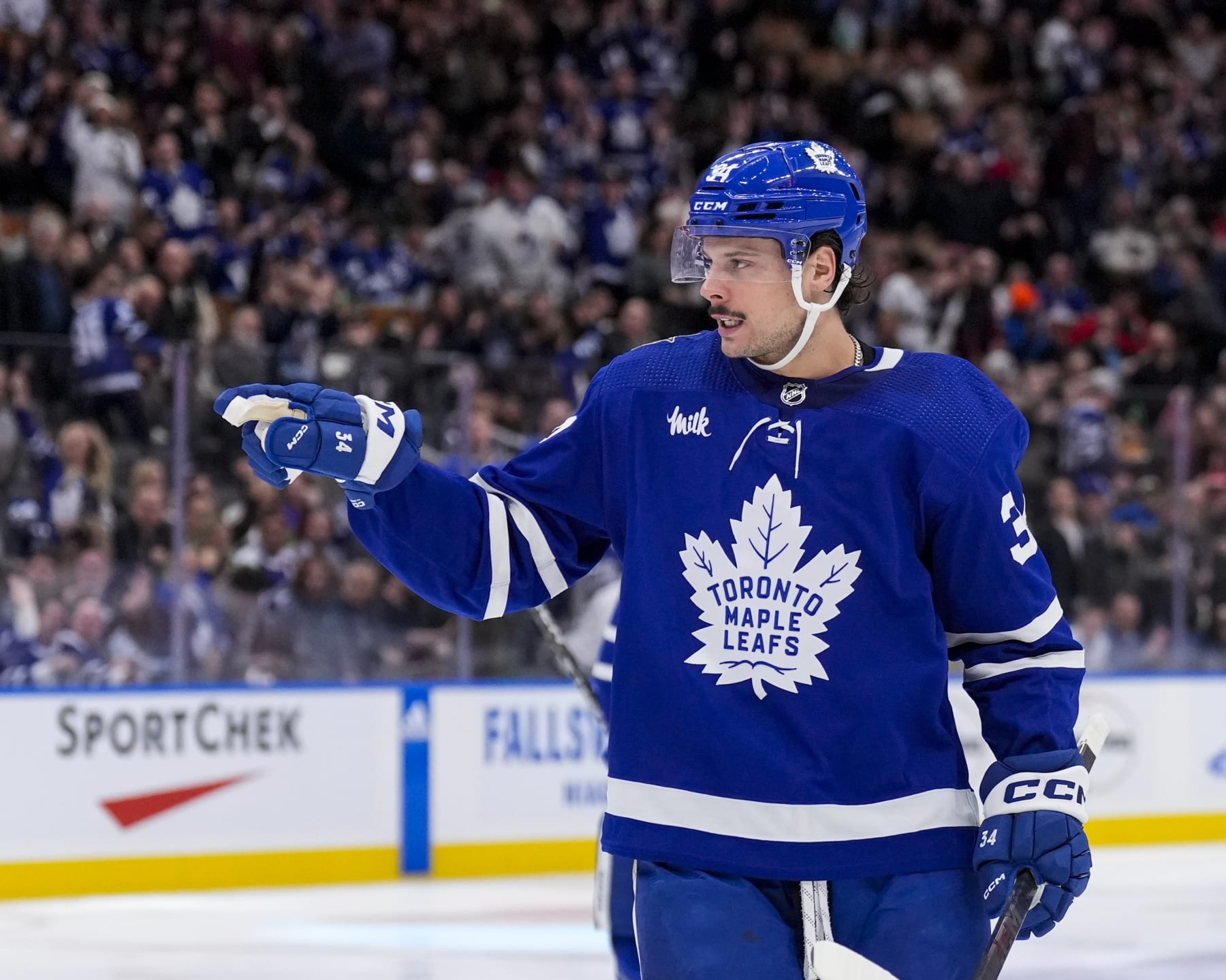 TORONTO, ON - NOVEMBER 6: Auston Matthews #34 of the Toronto Maple Leafs celebrates scoring against the Tampa Bay Lightning during the second period at Scotiabank Arena on November 6, 2023 in Toronto, Ontario, Canada.  (Photo by Kevin Sousa/NHLI via Getty Images)