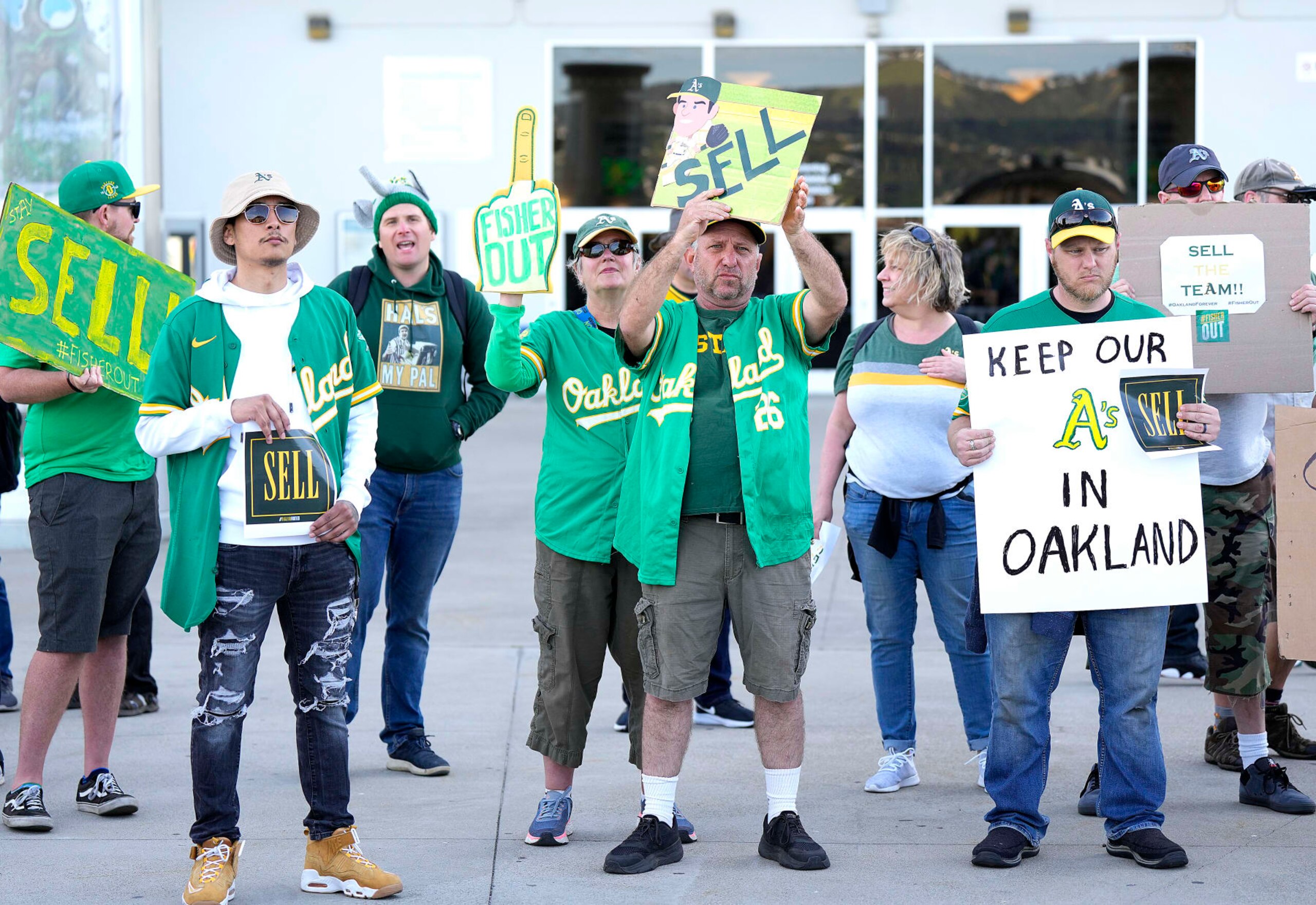 OAKLAND, CALIFORNIA - APRIL 28: With the decision to move from Oakland to Las Vegas fans of the Oakland Athletics protest with signs outside the stadium prior to the start of the game against the Cincinnati Reds at RingCentral Coliseum on April 28, 2023 in Oakland, California. (Photo by Thearon W. Henderson/Getty Images) OAKLAND, CALIFORNIA - APRIL 28: With the decision to move from Oakland to Las Vegas fans of the Oakland Athletics protest with signs outside the stadium prior to the start of the game against the Cincinnati Reds at RingCentral Coliseum on April 28, 2023 in Oakland, California. (Photo by Thearon W. Henderson/Getty Images)