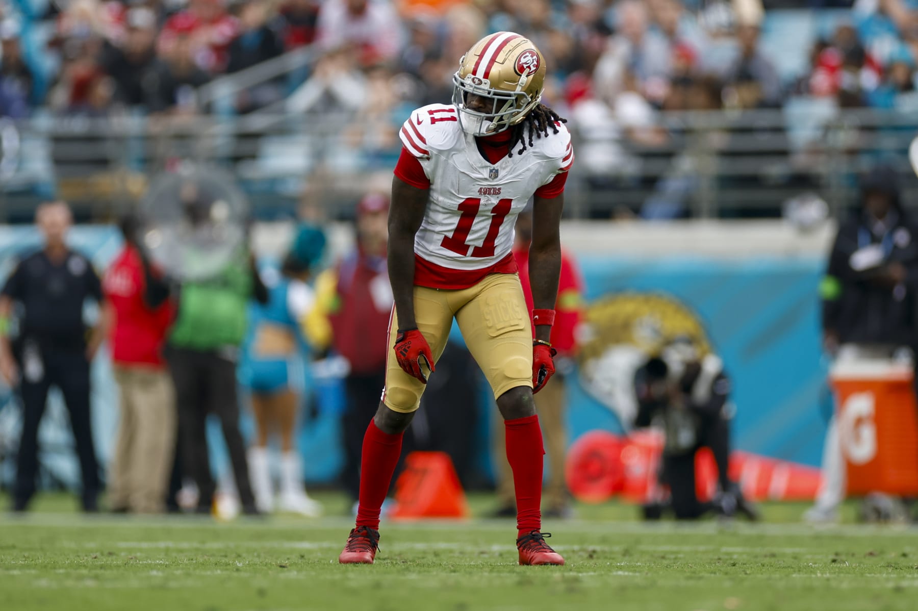JACKSONVILLE, FL - NOVEMBER 12: San Francisco 49ers wide receiver Brandon Aiyuk (11) lines up for a play during the game between the San Francisco 49ers and the Jacksonville Jaguars on November 12, 2023 at  EverBank Stadium in Jacksonville, Florida. (Photo by David Rosenblum/Icon Sportswire via Getty Images)