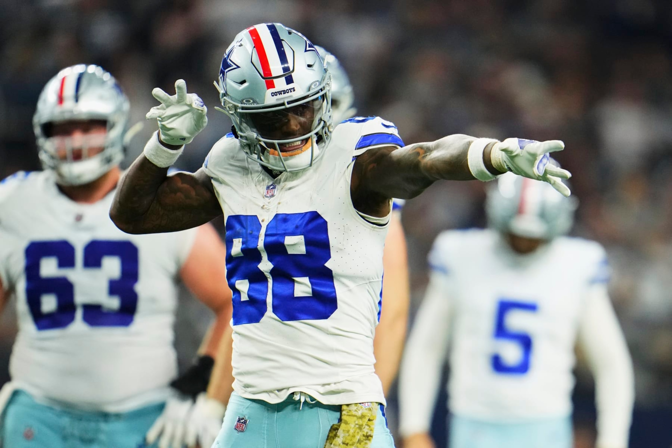 ARLINGTON, TX - NOVEMBER 12: CeeDee Lamb #88 of the Dallas Cowboys celebrates after scoring a touchdown against the New York Giants during the second half at AT&T Stadium on November 12, 2023 in Arlington, Texas. (Photo by Cooper Neill/Getty Images)