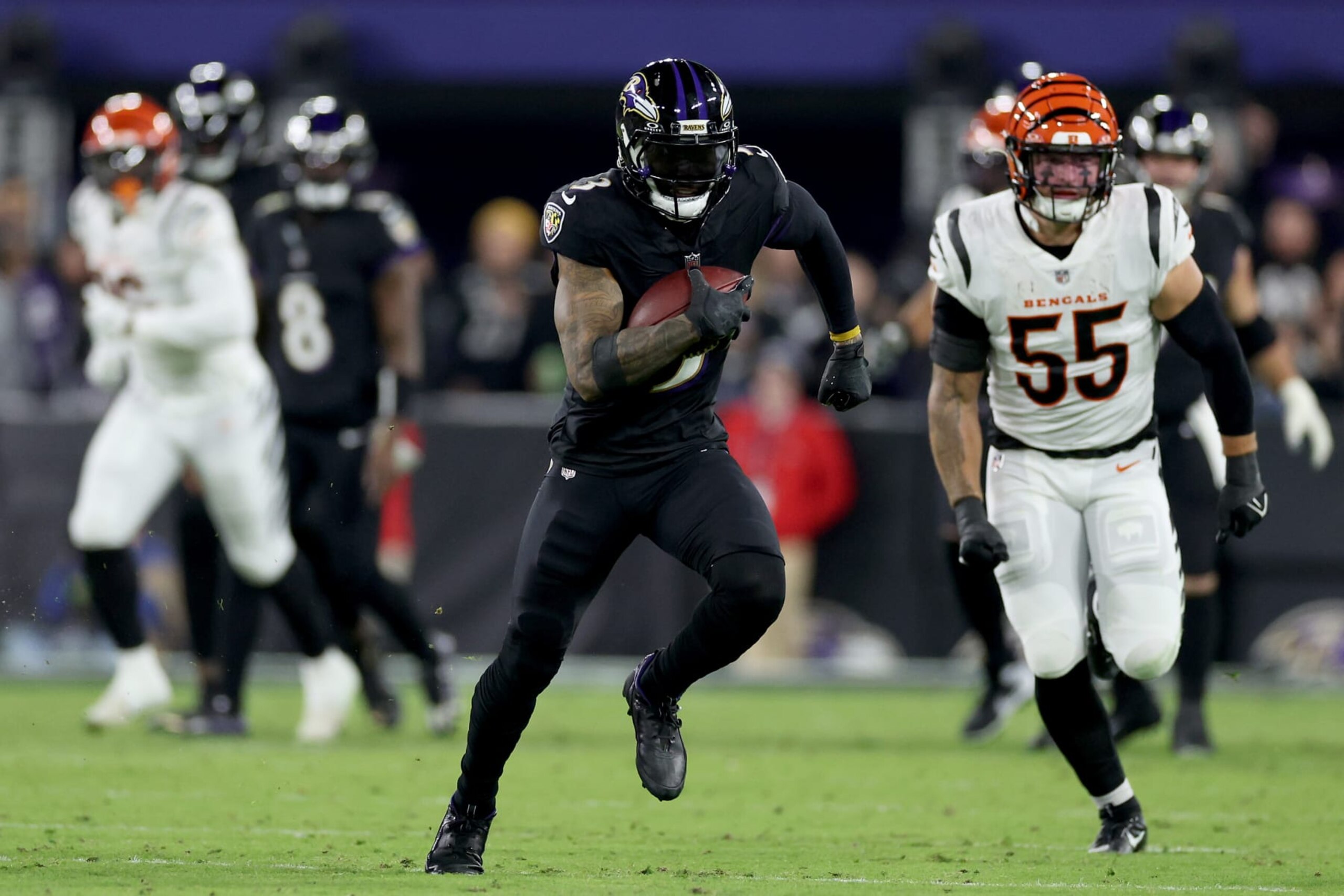 BALTIMORE, MARYLAND - NOVEMBER 16: Odell Beckham Jr. #3 of the Baltimore Ravens runs with the ball against the Cincinnati Bengals during the second quarter of the game at M&T Bank Stadium on November 16, 2023 in Baltimore, Maryland. (Photo by Patrick Smith/Getty Images)
