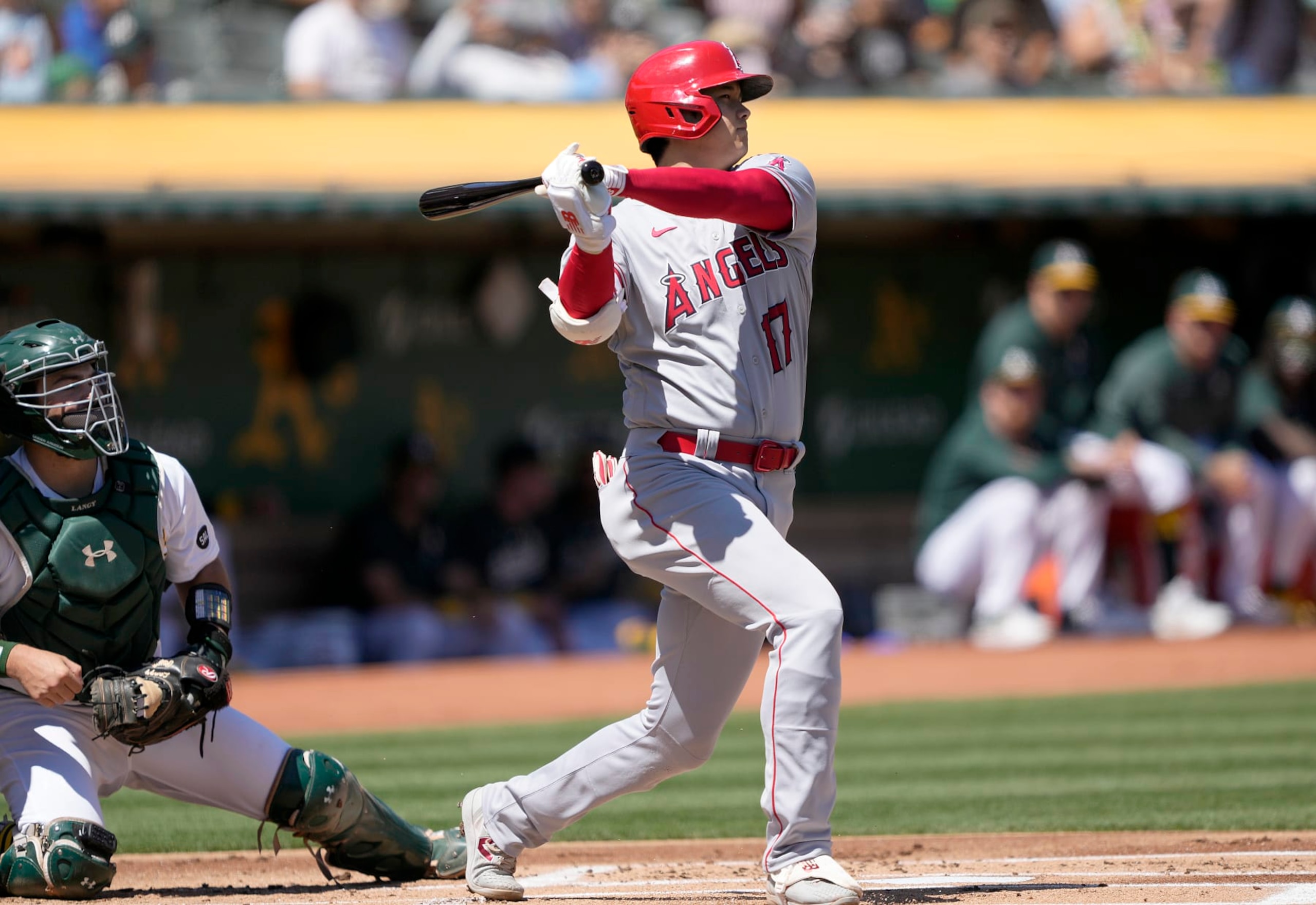 OAKLAND, CALIFORNIA - SEPTEMBER 03: Shohei Ohtani #17 of the Los Angeles Angels bats against the Oakland Athletics in the top of the first inning at RingCentral Coliseum on September 03, 2023 in Oakland, California. (Photo by Thearon W. Henderson/Getty Images)