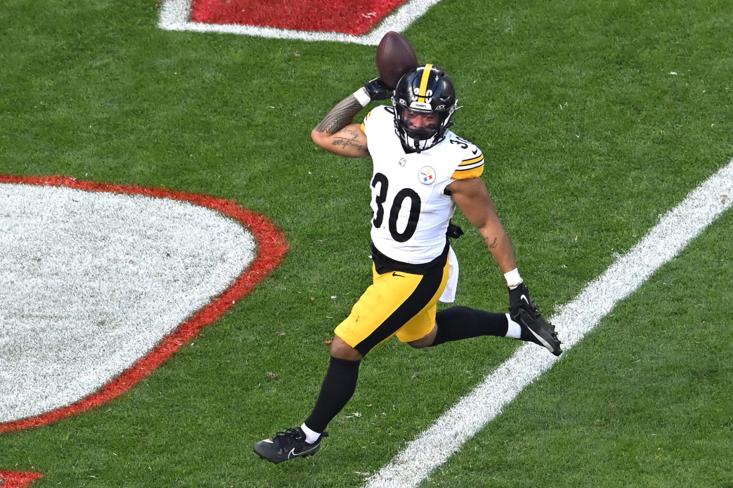 Steelers RB Jaylen Warren