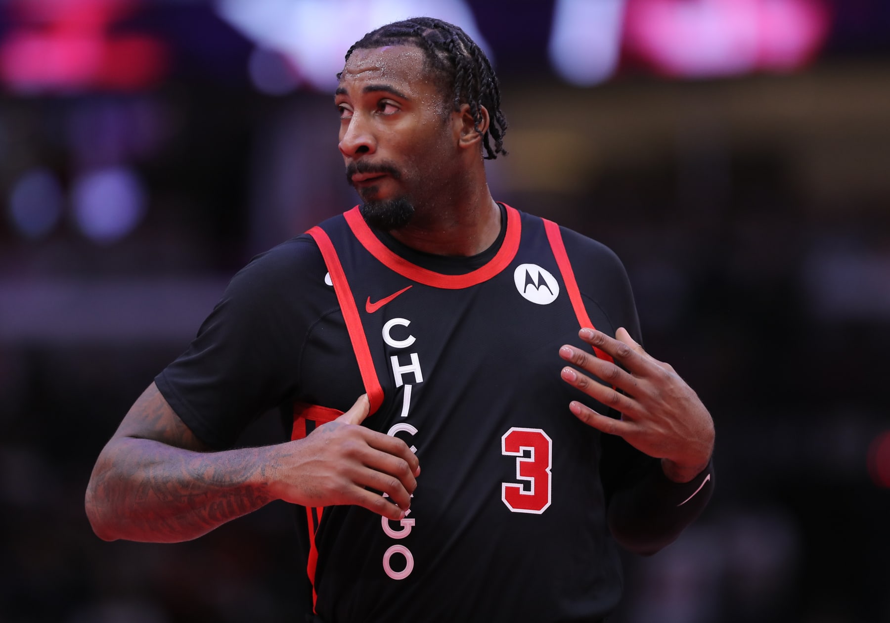 CHICAGO, IL - NOVEMBER 03: Chicago Bulls center Andre Drummond (3) looks on during the second half of a NBA In-Season Tournament between the Brooklyn Nets and the Chicago Bulls on November 3, 2023 at the United Center in Chicago, IL. (Photo by Melissa Tamez/Icon Sportswire via Getty Images)
