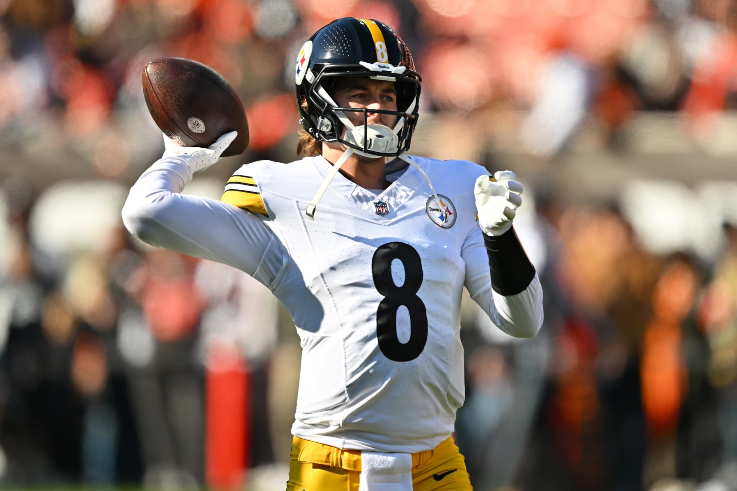 CLEVELAND, OHIO - NOVEMBER 19: Kenny Pickett #8 of the Pittsburgh Steelers warms up before the game against the Cleveland Browns at Cleveland Browns Stadium on November 19, 2023 in Cleveland, Ohio. (Photo by Jason Miller/Getty Images) CLEVELAND, OHIO - NOVEMBER 19: Kenny Pickett #8 of the Pittsburgh Steelers warms up before the game against the Cleveland Browns at Cleveland Browns Stadium on November 19, 2023 in Cleveland, Ohio. (Photo by Jason Miller/Getty Images)