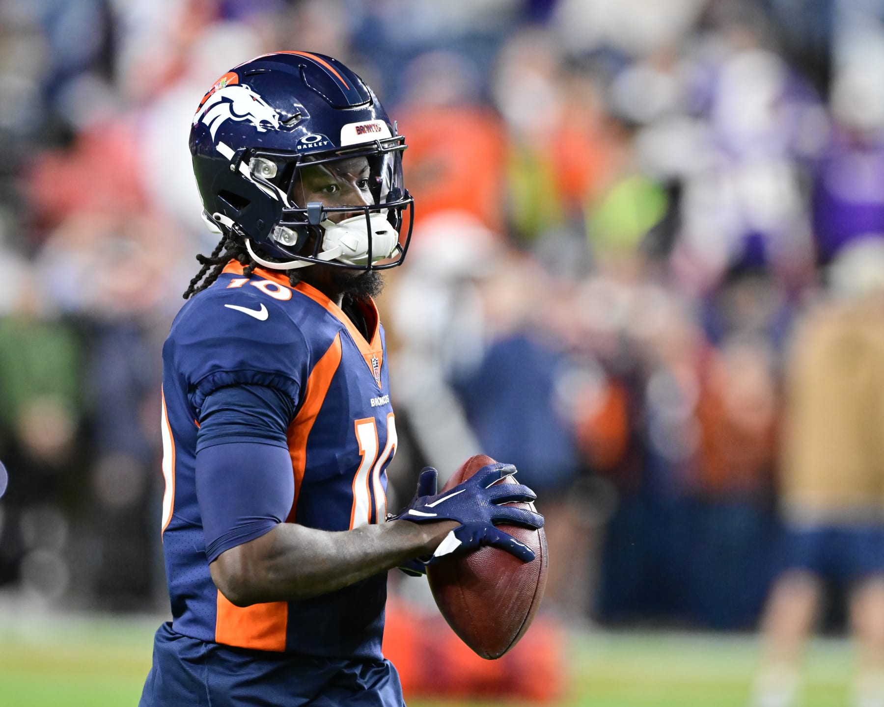 DENVER, CO - NOVEMBER 19: Denver Broncos wide receiver Jerry Jeudy (10) during warmups before playing the Minnesota Vikings at Empower Field at Mile High November 19, 2023. (Photo by Andy Cross/MediaNews Group/The Denver Post via Getty Images)