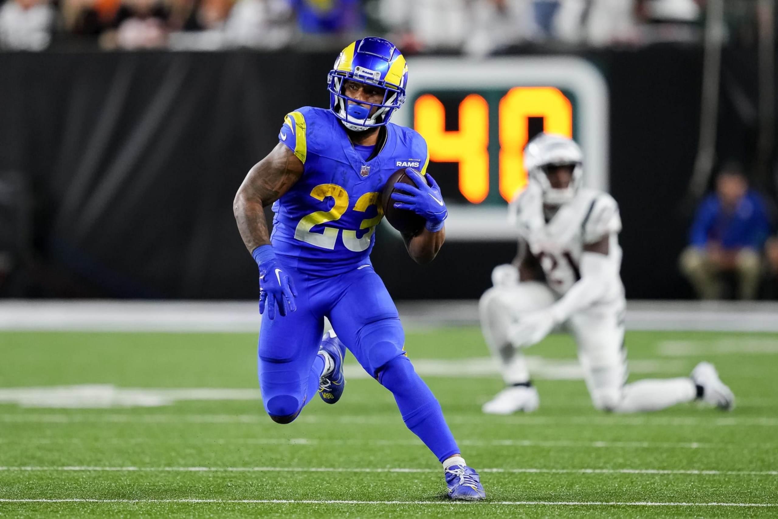 CINCINNATI, OHIO - SEPTEMBER 25: Kyren Williams #23 of the Los Angeles Rams runs with the ball in the third quarter against the Cincinnati Bengals at Paycor Stadium on September 25, 2023 in Cincinnati, Ohio. (Photo by Dylan Buell/Getty Images) CINCINNATI, OHIO - SEPTEMBER 25: Kyren Williams #23 of the Los Angeles Rams runs with the ball in the third quarter against the Cincinnati Bengals at Paycor Stadium on September 25, 2023 in Cincinnati, Ohio. (Photo by Dylan Buell/Getty Images)