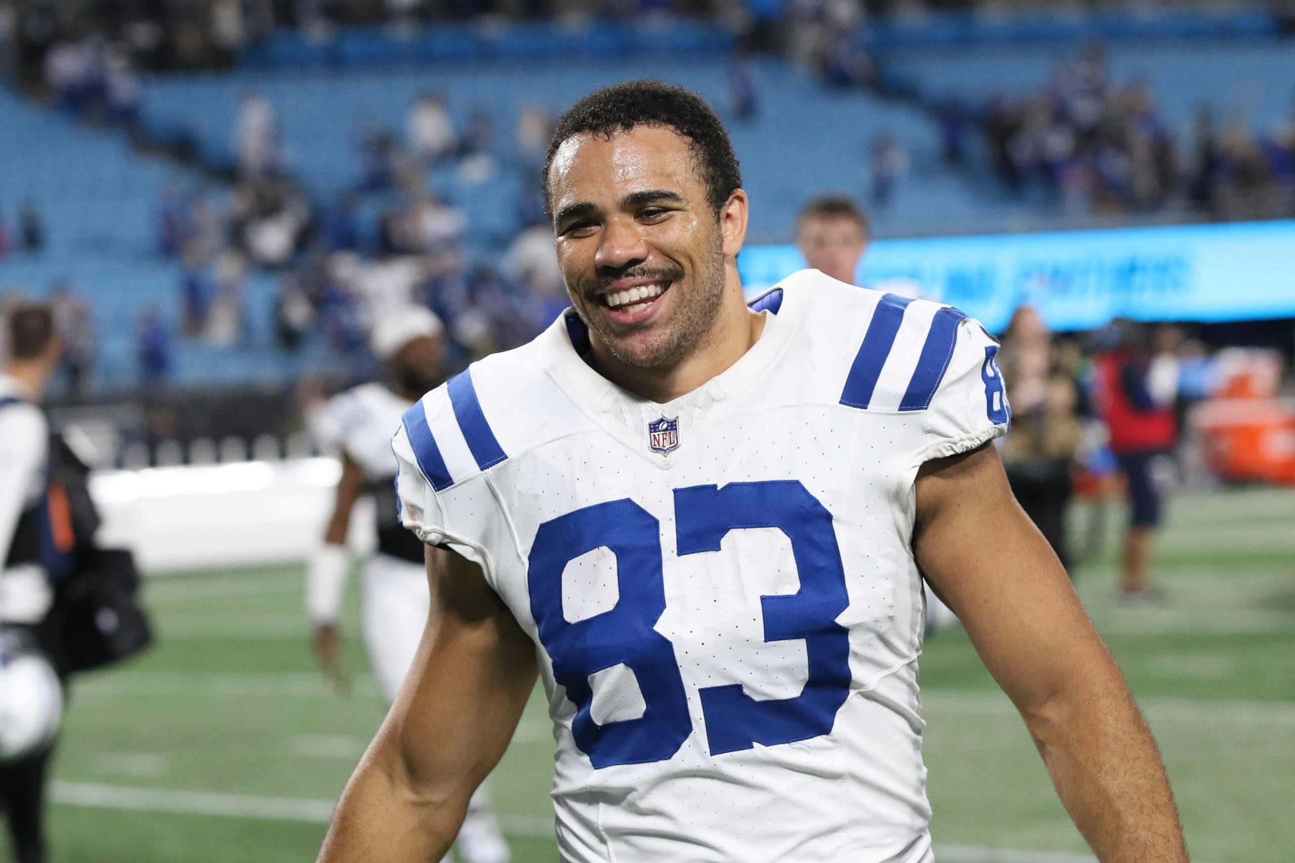 CHARLOTTE, NC - NOVEMBER 05: Indianapolis Colts tight end Kylen Granson (83) during a NFL football game between the Indianapolis Colts and the Carolina Panthers on November 5, 2023 at Bank of America Stadium in Charlotte, N.C. (Photo by John Byrum/Icon Sportswire via Getty Images)