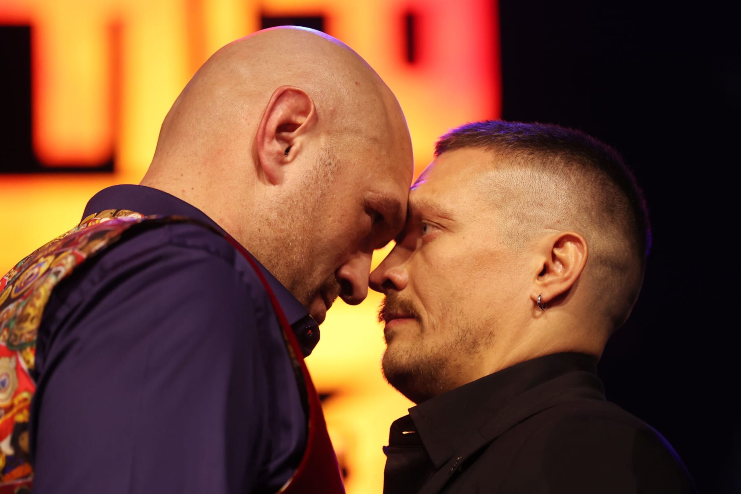LONDON, ENGLAND - NOVEMBER 16: Tyson Fury and Oleksandr Usyk face off during the Tyson Fury v Oleksandr Usyk Press Conference at Outernet London on November 16, 2023 in London, England. (Photo by Alex Pantling/Getty Images)