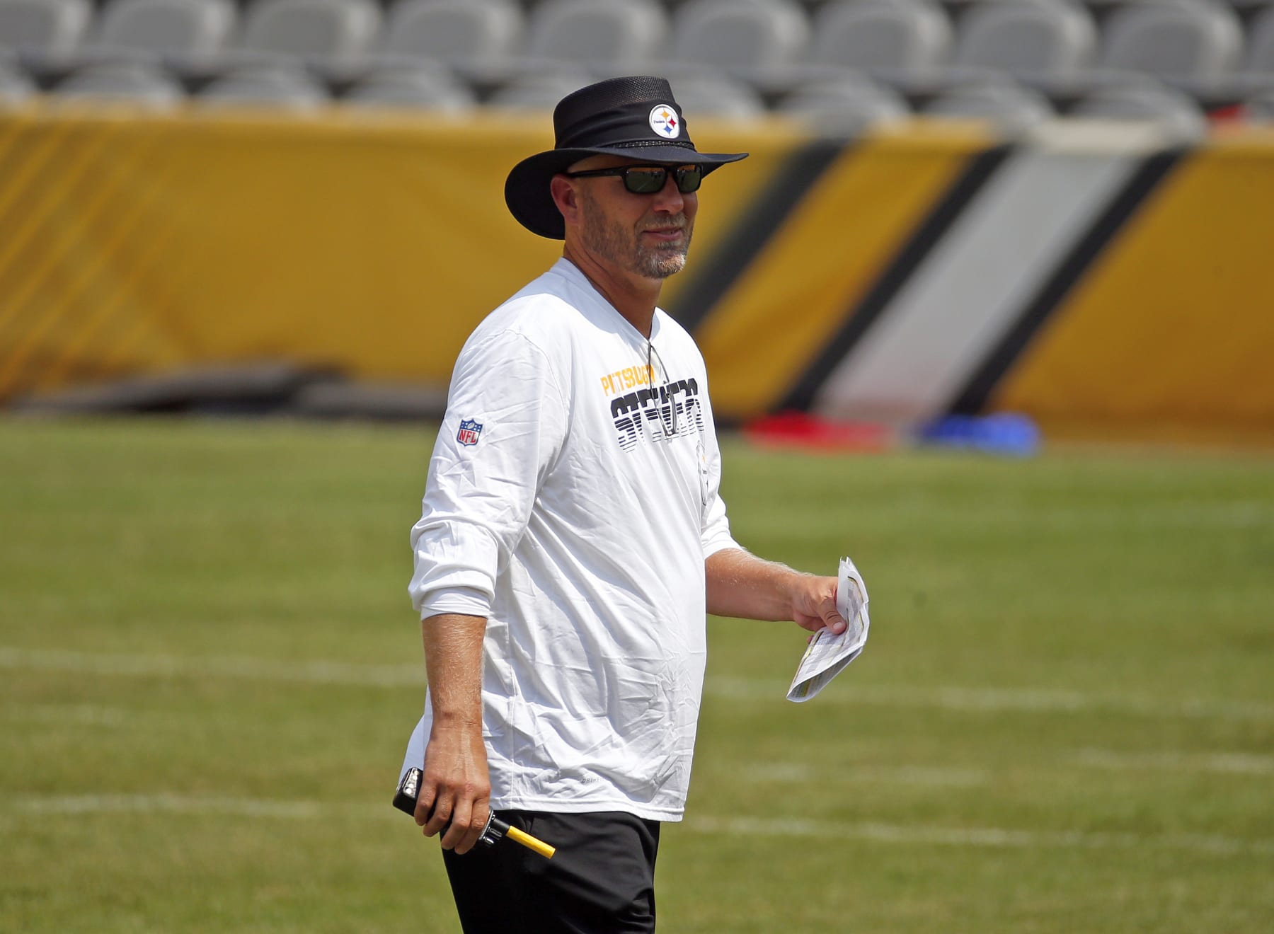 PITTSBURGH, PA - JULY 29:  Matt Canada of the Pittsburgh Steelers in action during training camp at Heinz Field on July 29, 2021 in Pittsburgh, Pennsylvania. (Photo by Justin K. Aller/Getty Images)