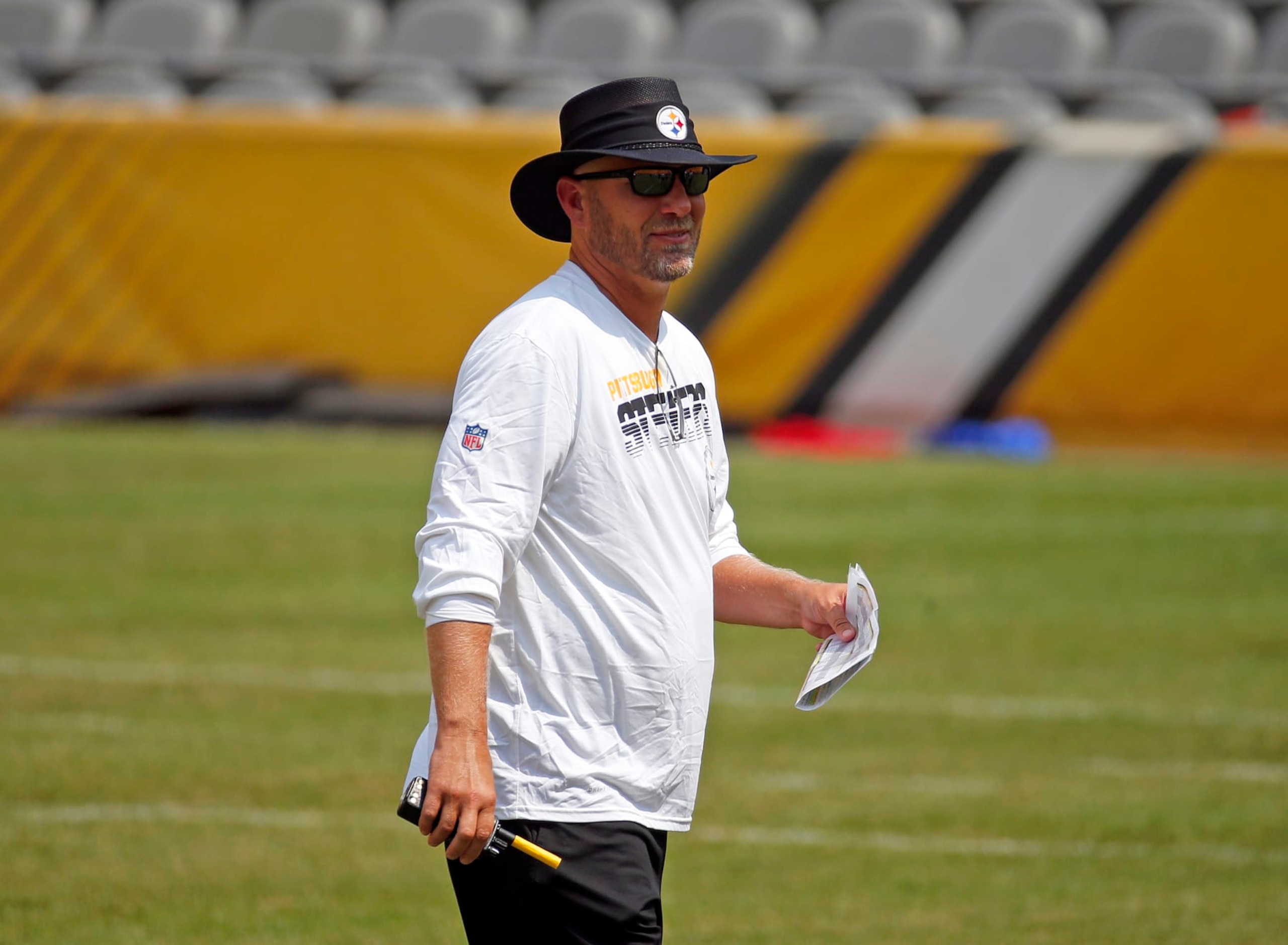PITTSBURGH, PA - JULY 29:  Matt Canada of the Pittsburgh Steelers in action during training camp at Heinz Field on July 29, 2021 in Pittsburgh, Pennsylvania. (Photo by Justin K. Aller/Getty Images)
