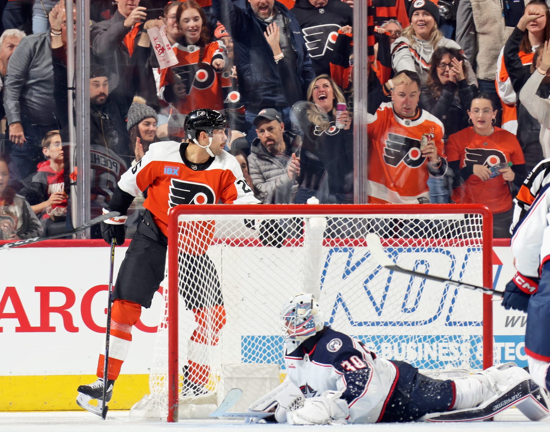 PHILADELPHIA, PENNSYLVANIA - NOVEMBER 19: Ryan Poehling #25 of the Philadelphia Flyers points towards the net after scoring a second period shorthanded goal against Spencer Martin #30 of the Columbus Blue Jackets at the Wells Fargo Center on November 19, 2023 in Philadelphia, Pennsylvania. (Photo by Len Redkoles/NHLI via Getty Images) PHILADELPHIA, PENNSYLVANIA - NOVEMBER 19: Ryan Poehling #25 of the Philadelphia Flyers points towards the net after scoring a second period shorthanded goal against Spencer Martin #30 of the Columbus Blue Jackets at the Wells Fargo Center on November 19, 2023 in Philadelphia, Pennsylvania. (Photo by Len Redkoles/NHLI via Getty Images)