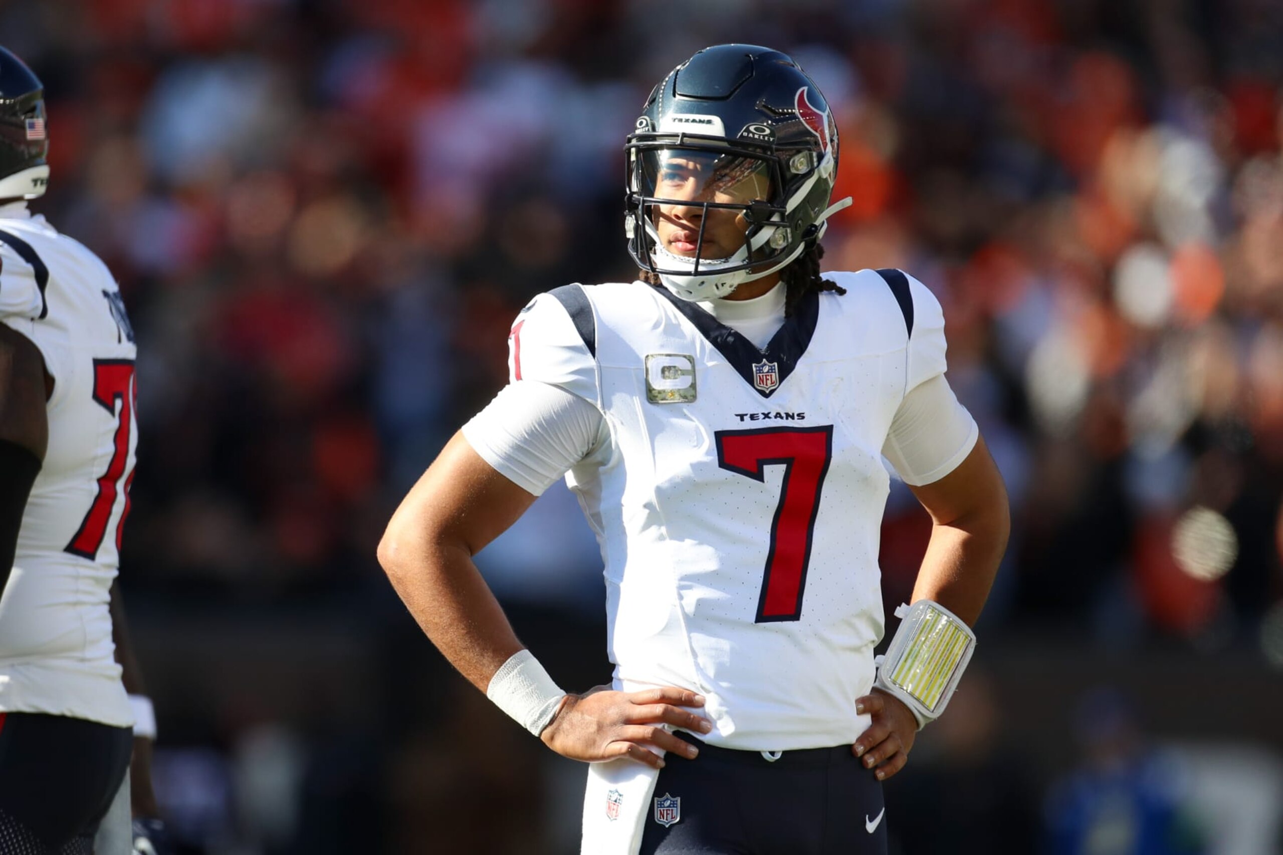 CINCINNATI, OH - NOVEMBER 12: Houston Texans quarterback C.J. Stroud (7) looks at the scoreboard during the game against the Houston Texans and the Cincinnati Bengals on November 12, 2023, at Paycor Stadium in Cincinnati, OH. (Photo by Ian Johnson/Icon Sportswire via Getty Images)