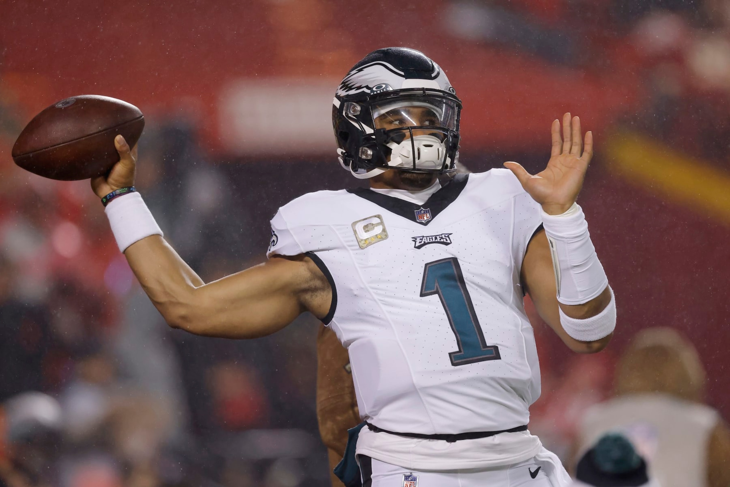 KANSAS CITY, MISSOURI - NOVEMBER 20: Jalen Hurts #1 of the Philadelphia Eagles warms up before their game against the Kansas City Chiefs at GEHA Field at Arrowhead Stadium on November 20, 2023 in Kansas City, Missouri. (Photo by David Eulitt/Getty Images)