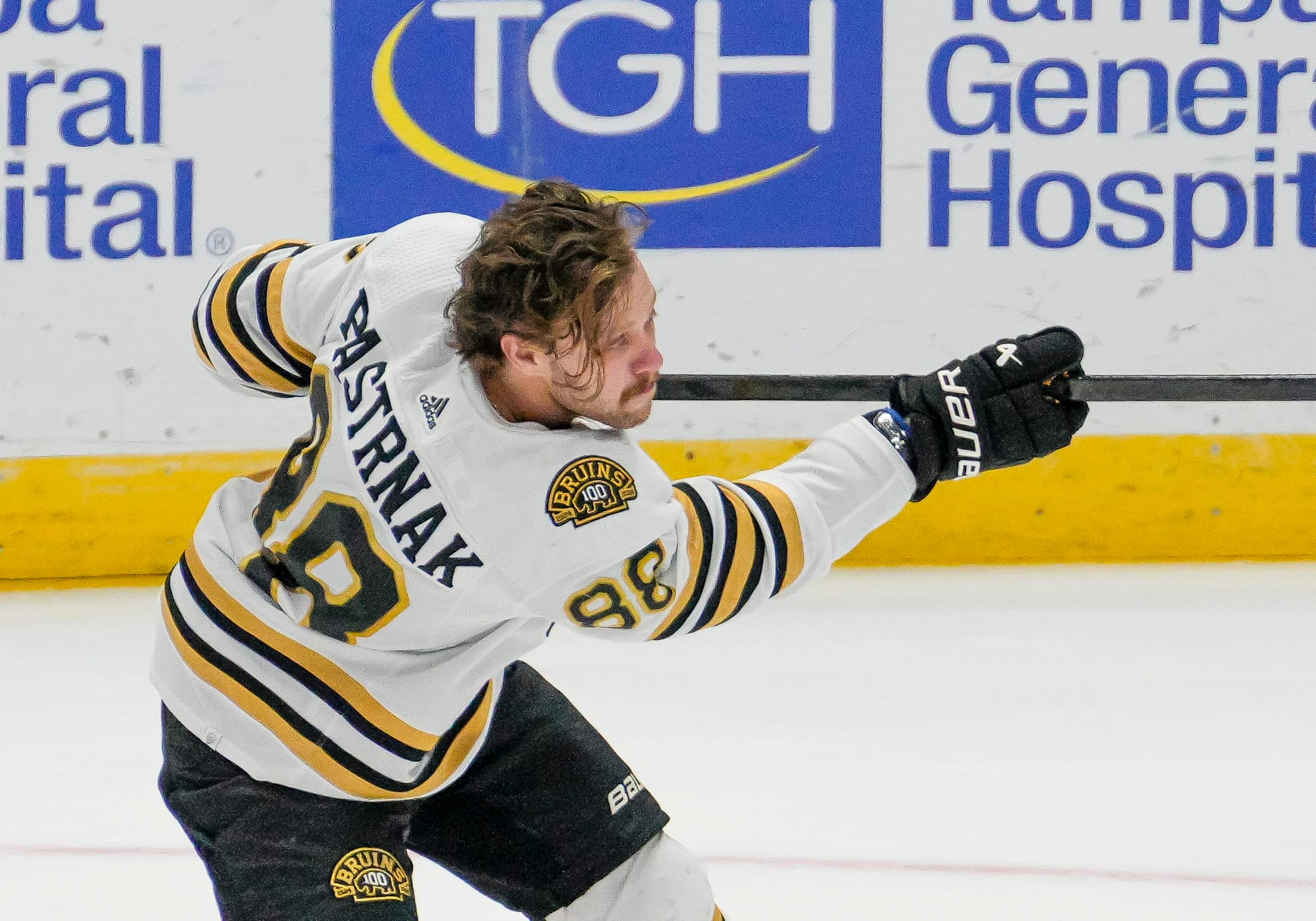 TAMPA, FL - NOVEMBER 20: Boston Bruins right wing David Pastrnak (88) warms up during the NHL Hockey match between the Tampa Bay Lightning and Boston Bruins on November 20th, 2023 at Amalie Arena in Tampa, FL. (Photo by Andrew Bershaw/Icon Sportswire via Getty Images) TAMPA, FL - NOVEMBER 20: Boston Bruins right wing David Pastrnak (88) warms up during the NHL Hockey match between the Tampa Bay Lightning and Boston Bruins on November 20th, 2023 at Amalie Arena in Tampa, FL. (Photo by Andrew Bershaw/Icon Sportswire via Getty Images)