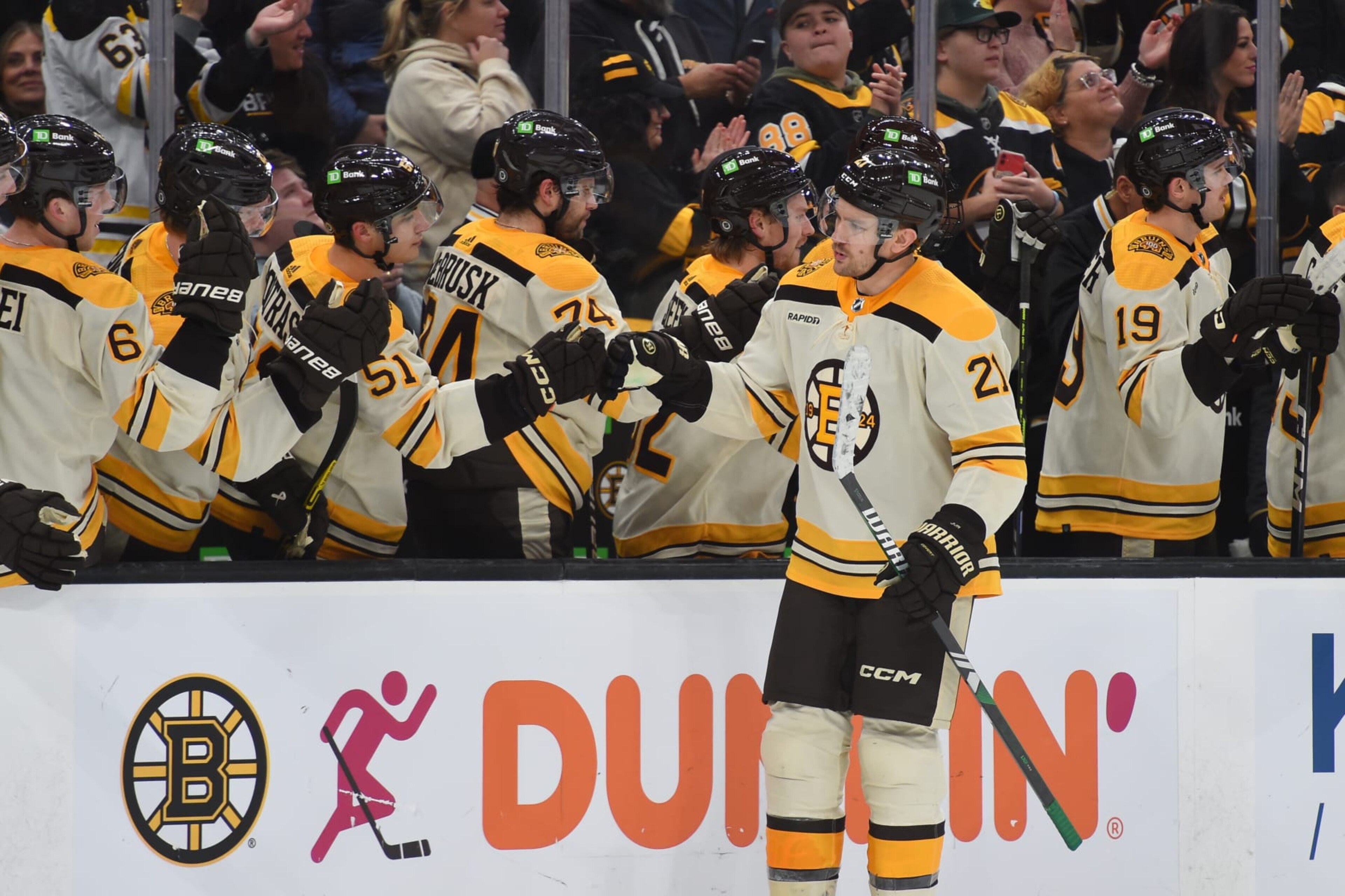 BOSTON, MASSACHUSETTS - NOVEMBER 18: James van Riemsdyk #21 of the Boston Bruins celebrates his third-period goal against the Montreal Canadiens on November 18, 2023 at the TD Garden in Boston, Massachusetts. (Photo by Steve Babineau/NHLI via Getty Images) BOSTON, MASSACHUSETTS - NOVEMBER 18: James van Riemsdyk #21 of the Boston Bruins celebrates his third-period goal against the Montreal Canadiens on November 18, 2023 at the TD Garden in Boston, Massachusetts. (Photo by Steve Babineau/NHLI via Getty Images)