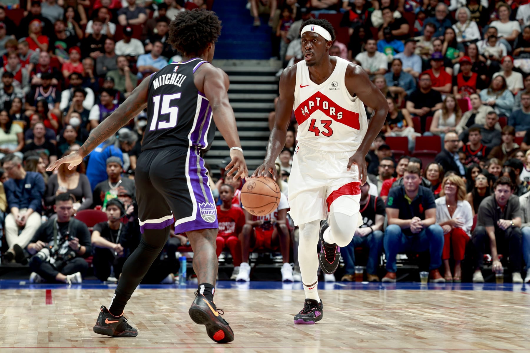 VANCOUVER, CANADA - OCTOBER 8: Pascal Siakam #43 of the Toronto Raptors dribbles the ball during the game against the Sacramento Kings on October 8, 2023 at the Rogers Arena in Vancouver, British Columbia, Canada. NOTE TO USER: User expressly acknowledges and agrees that, by downloading and or using this Photograph, user is consenting to the terms and conditions of the Getty Images License Agreement.  Mandatory Copyright Notice: Copyright 2023 NBAE (Photo by Jeff Vinnick/NBAE via Getty Images)