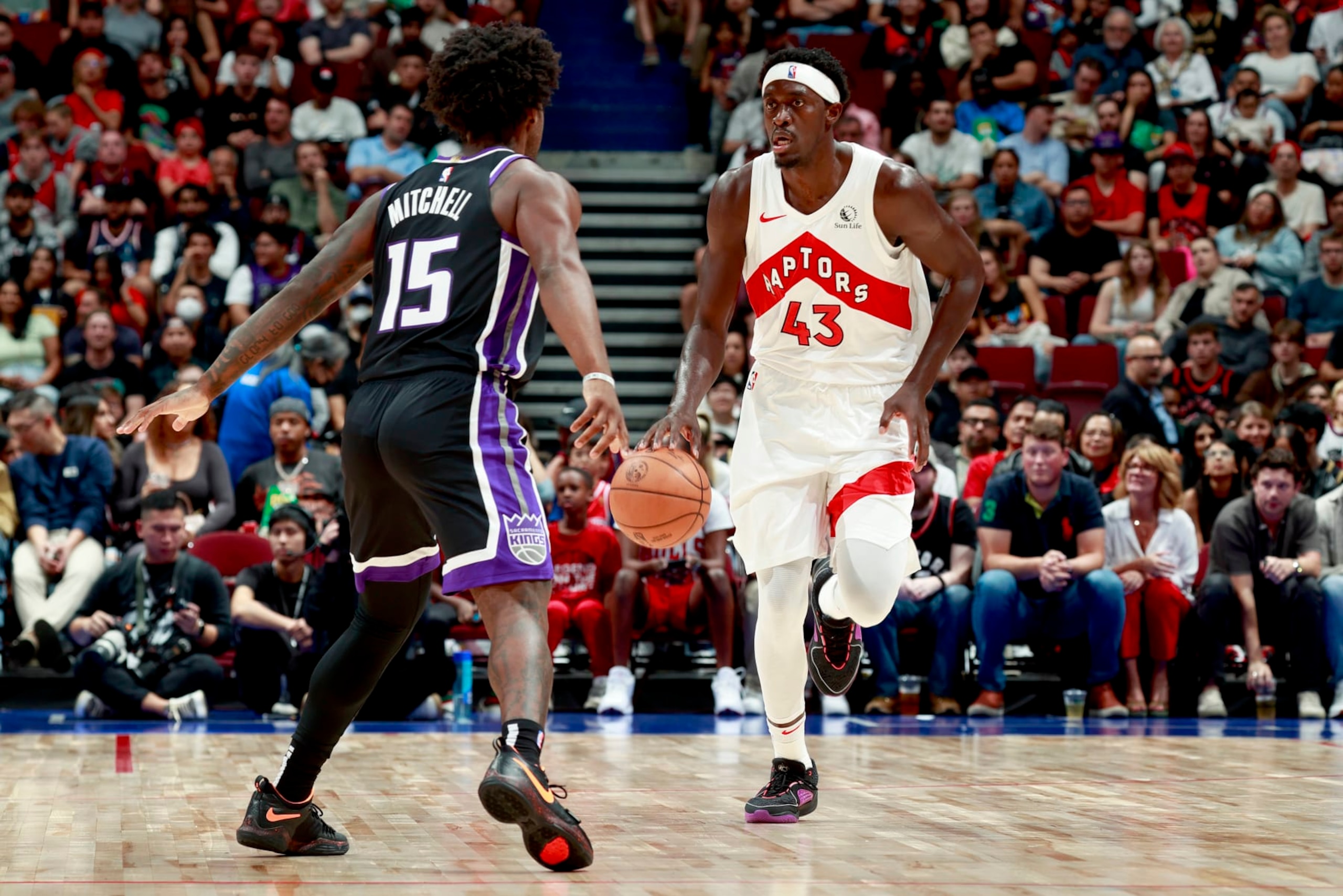 VANCOUVER, CANADA - OCTOBER 8: Pascal Siakam #43 of the Toronto Raptors dribbles the ball during the game against the Sacramento Kings on October 8, 2023 at the Rogers Arena in Vancouver, British Columbia, Canada. NOTE TO USER: User expressly acknowledges and agrees that, by downloading and or using this Photograph, user is consenting to the terms and conditions of the Getty Images License Agreement.  Mandatory Copyright Notice: Copyright 2023 NBAE (Photo by Jeff Vinnick/NBAE via Getty Images)