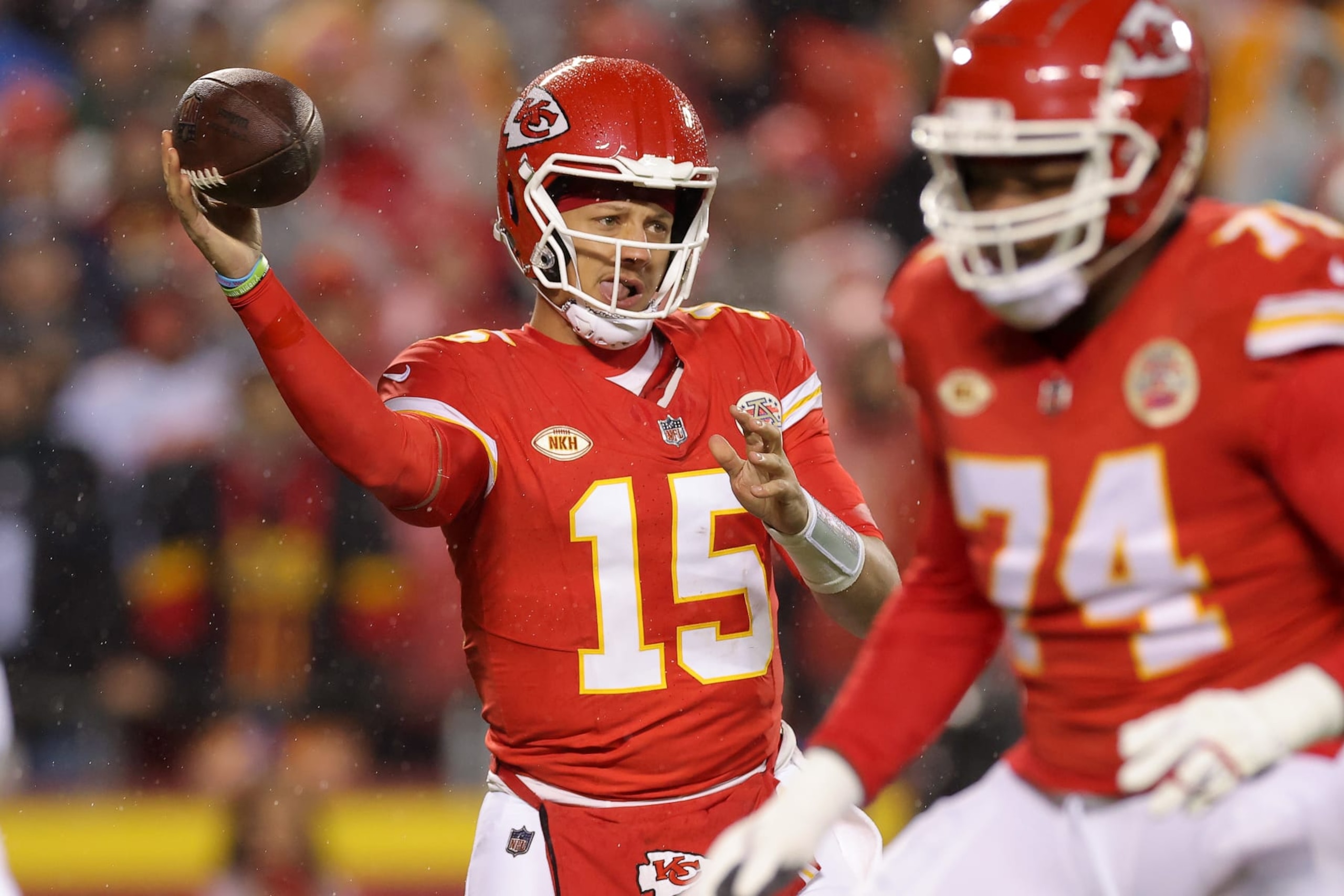 KANSAS CITY, MISSOURI - NOVEMBER 20: Patrick Mahomes #15 of the Kansas City Chiefs passes the ball against the Philadelphia Eagles at GEHA Field at Arrowhead Stadium on November 20, 2023 in Kansas City, Missouri. (Photo by Jamie Squire/Getty Images) KANSAS CITY, MISSOURI - NOVEMBER 20: Patrick Mahomes #15 of the Kansas City Chiefs passes the ball against the Philadelphia Eagles at GEHA Field at Arrowhead Stadium on November 20, 2023 in Kansas City, Missouri. (Photo by Jamie Squire/Getty Images)