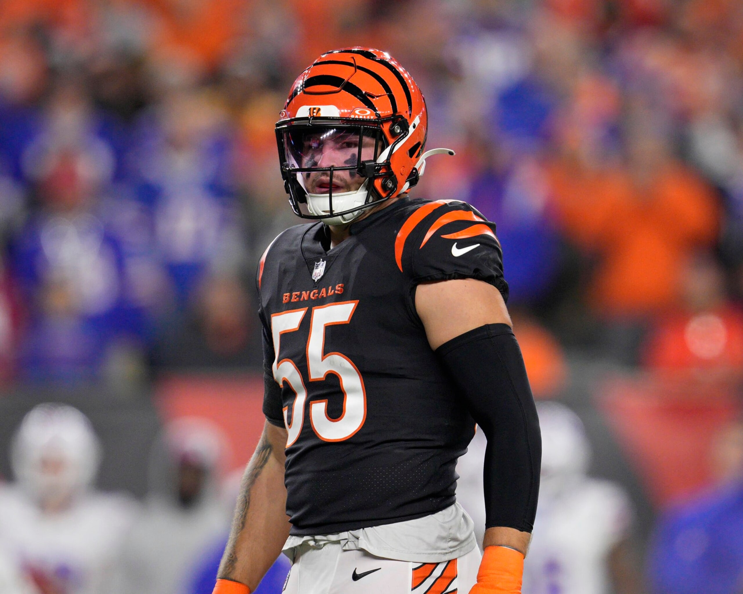 CINCINNATI, OHIO - NOVEMBER 05: Linebacker Logan Wilson #55 of the Cincinnati Bengals plays during a NFL football game against the Buffalo Bills at Paycor Stadium on November 05, 2023 in Cincinnati, Ohio. (Photo by Jeff Dean/Getty Images) CINCINNATI, OHIO - NOVEMBER 05: Linebacker Logan Wilson #55 of the Cincinnati Bengals plays during a NFL football game against the Buffalo Bills at Paycor Stadium on November 05, 2023 in Cincinnati, Ohio. (Photo by Jeff Dean/Getty Images)