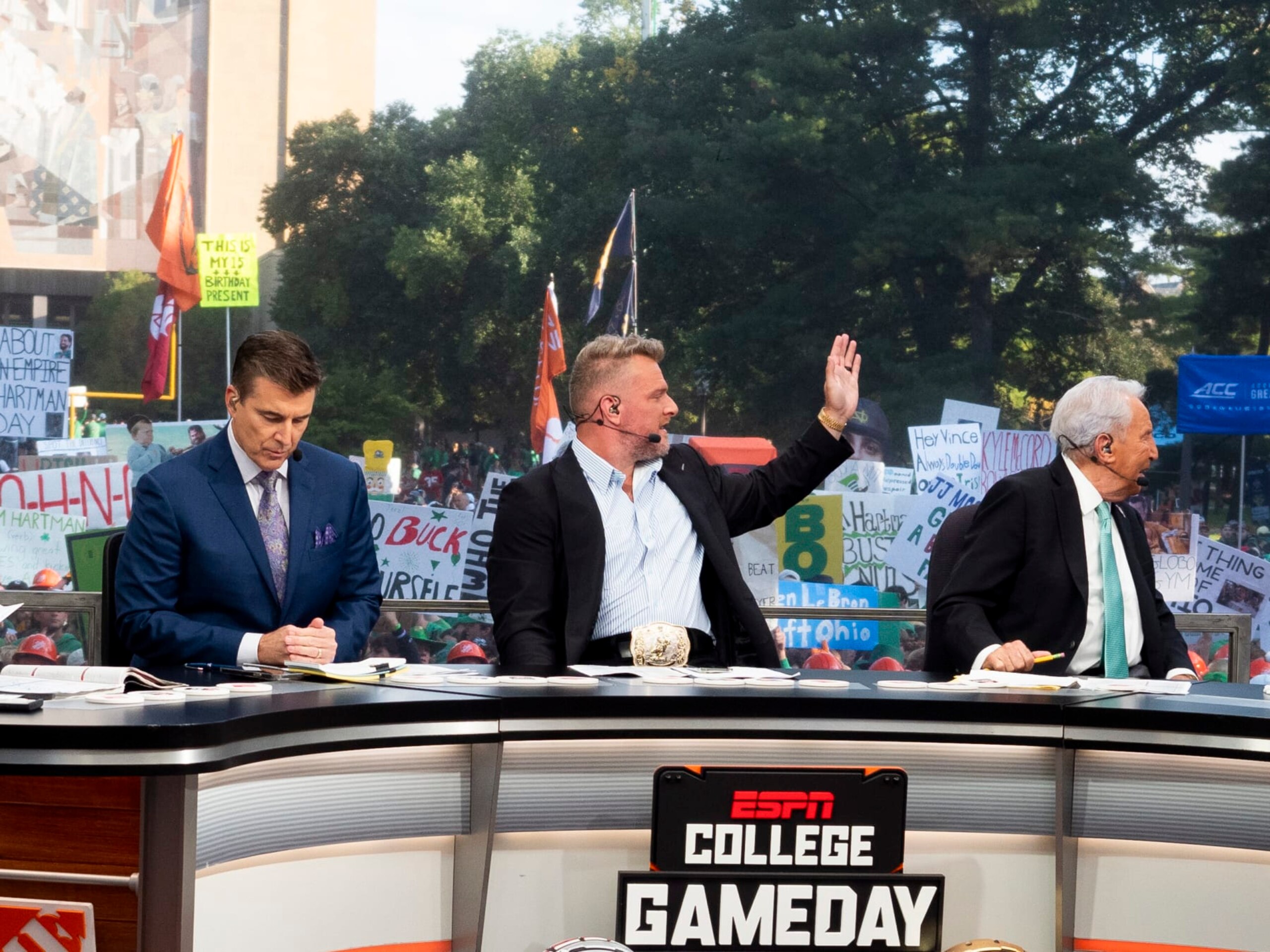 SOUTH BEND, IN - SEPTEMBER 23: ESPN College GameDay host Pat McAfee waves to the crowd during the ESPN College GameDay broadcast before the college football game between the Ohio State Buckeyes and Notre Dame Fighting Irish on September 23, 2023, at Notre Dame Stadium in South Bend, IN. (Photo by Joseph Weiser/Icon Sportswire via Getty Images)