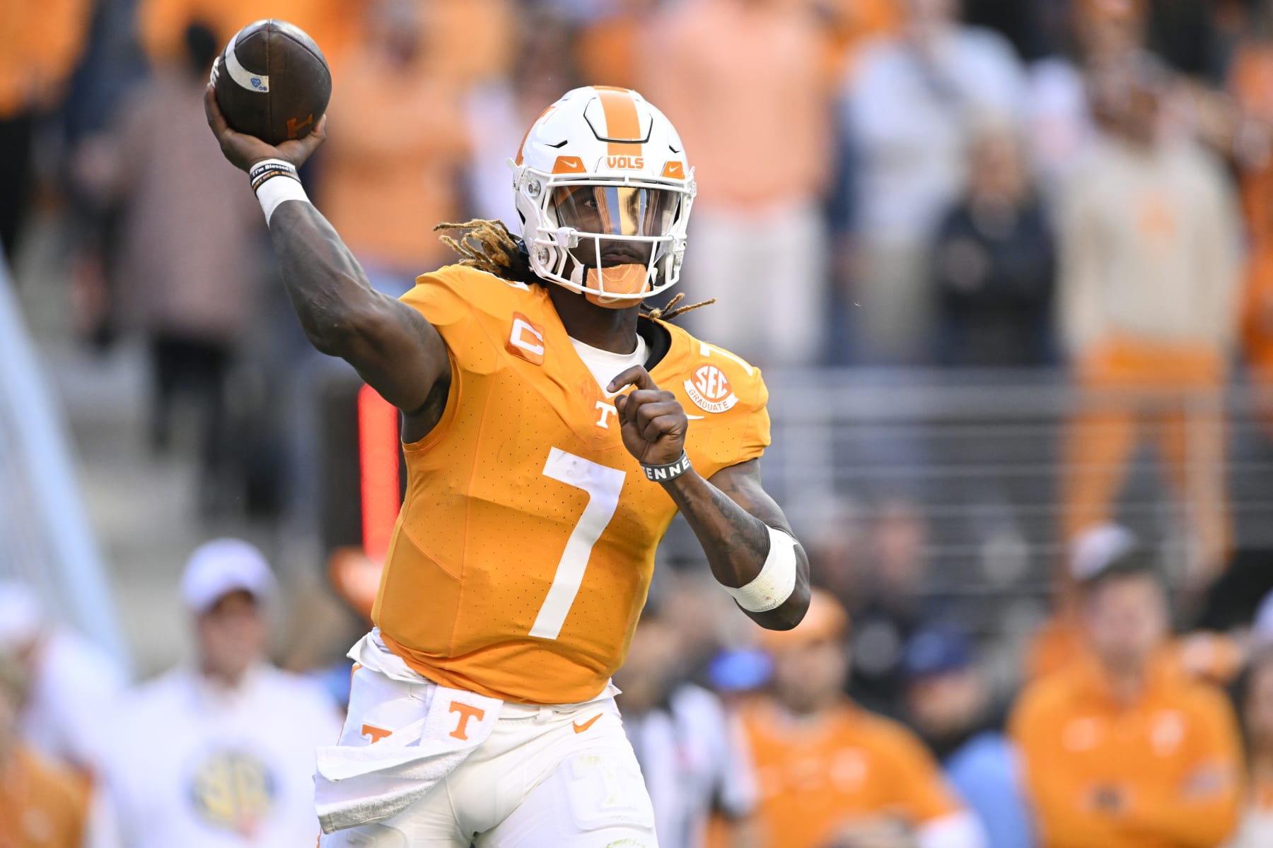 KNOXVILLE, TENNESSEE - NOVEMBER 18: Joe Milton III #7 of the Tennessee Volunteers throws a pass against the Georgia Bulldogs in the second quarter at Neyland Stadium on November 18, 2023 in Knoxville, Tennessee. (Photo by Eakin Howard/Getty Images)