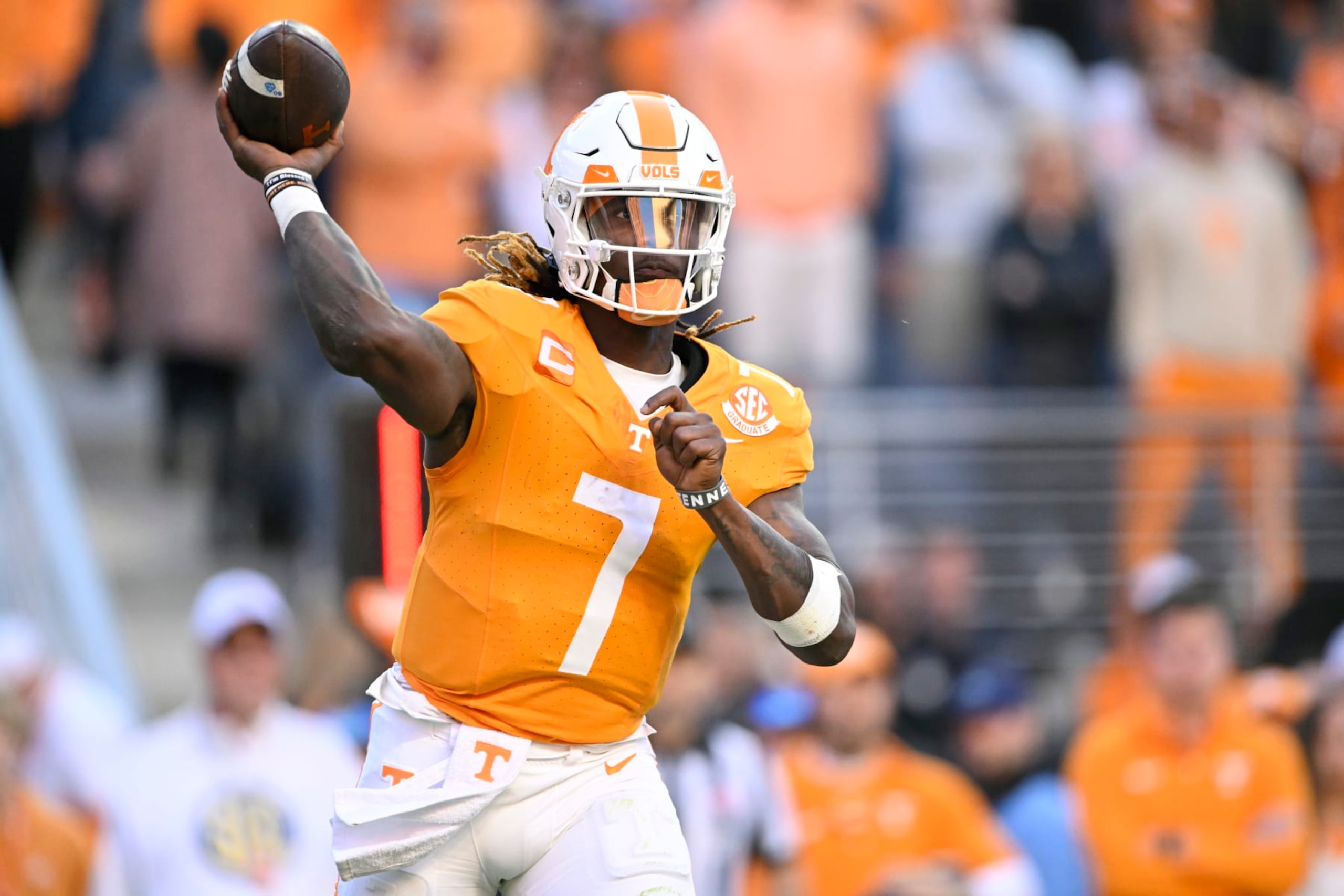KNOXVILLE, TENNESSEE - NOVEMBER 18: Joe Milton III #7 of the Tennessee Volunteers throws a pass against the Georgia Bulldogs in the second quarter at Neyland Stadium on November 18, 2023 in Knoxville, Tennessee. (Photo by Eakin Howard/Getty Images)