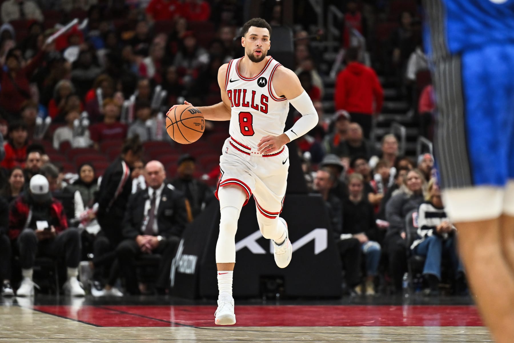 CHICAGO, ILLINOIS - NOVEMBER 15:  Zach Lavine #8 of the Chicago Bulls controls the ball against the Orlando Magic on November 15, 2023 at United Center in Chicago, Illinois.   NOTE TO USER: User expressly acknowledges and agrees that, by downloading and or using this photograph, User is consenting to the terms and conditions of the Getty Images License Agreement.  (Photo by Jamie Sabau/Getty Images)