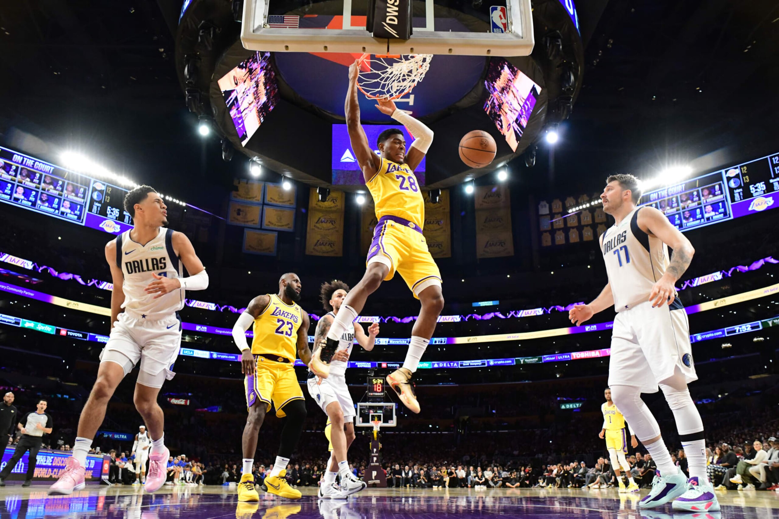 LOS ANGELES, CA - NOVEMBER 22: Rui Hachimura #28 of the Los Angeles Lakers dunks the ball during the game against the Dallas Mavericks on November 22, 2023 at Crypto.Com Arena in Los Angeles, California. NOTE TO USER: User expressly acknowledges and agrees that, by downloading and/or using this Photograph, user is consenting to the terms and conditions of the Getty Images License Agreement. Mandatory Copyright Notice: Copyright 2023 NBAE (Photo by Adam Pantozzi/NBAE via Getty Images)