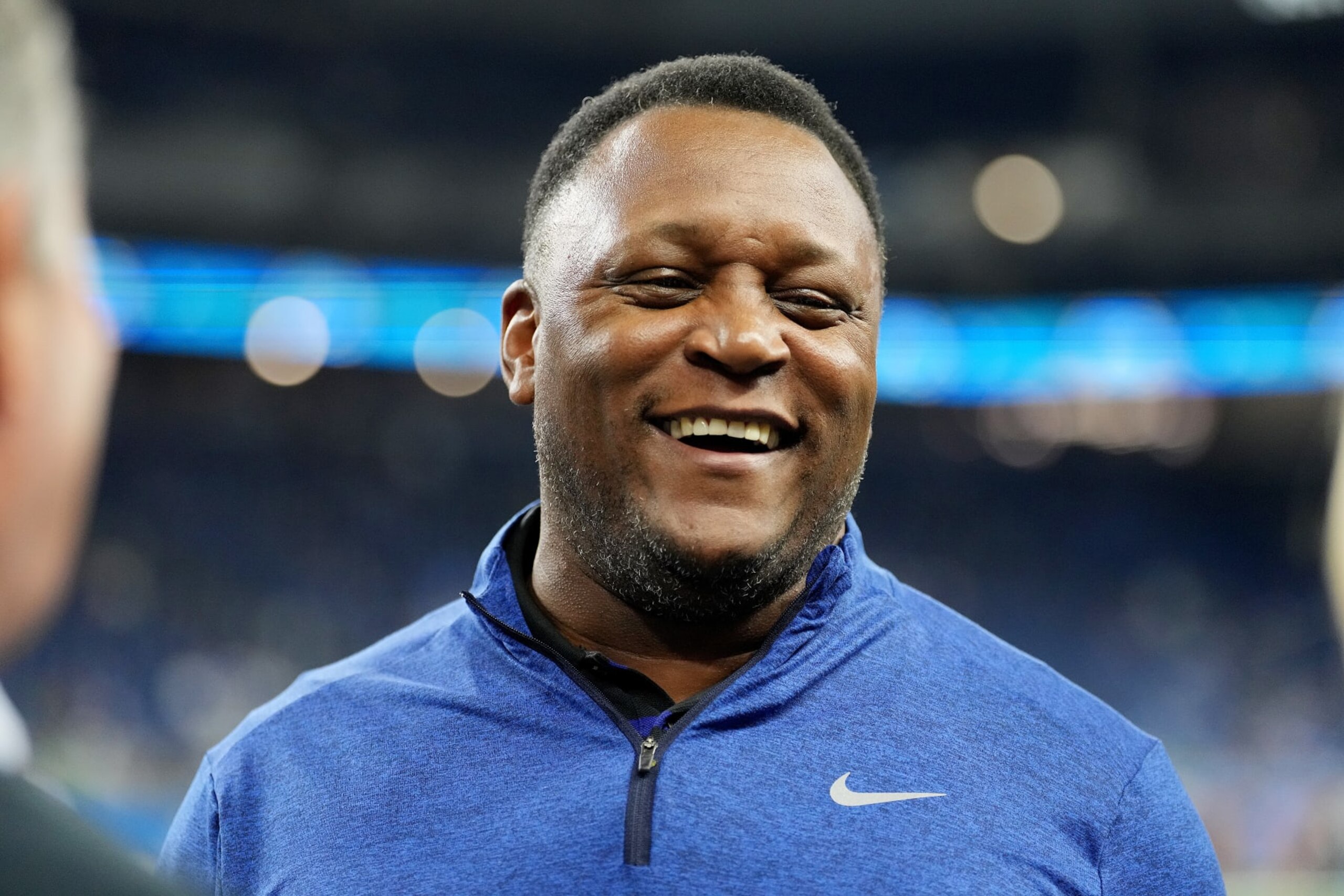 DETROIT, MICHIGAN - SEPTEMBER 17: Former Detroit Lions player Barry Sanders walk on the field before the game between Detroit Lions and Seattle Seahawks at Ford Field on September 17, 2023 in Detroit, Michigan. (Photo by Nic Antaya/Getty Images) DETROIT, MICHIGAN - SEPTEMBER 17: Former Detroit Lions player Barry Sanders walk on the field before the game between Detroit Lions and Seattle Seahawks at Ford Field on September 17, 2023 in Detroit, Michigan. (Photo by Nic Antaya/Getty Images)
