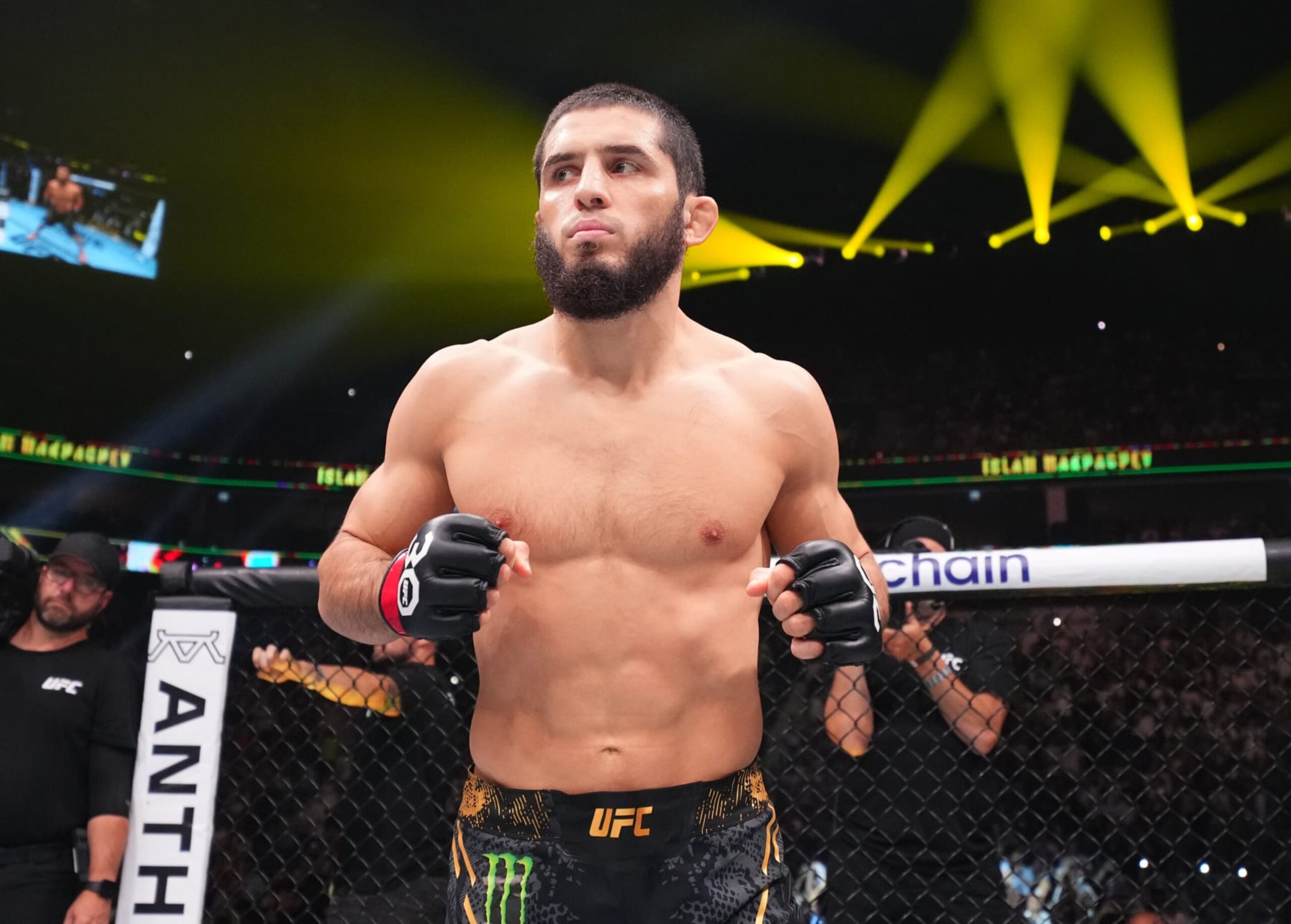 ABU DHABI, UNITED ARAB EMIRATES - OCTOBER 21: Islam Makhachev of Russia prepares to face Alexander Volkanovski of Australia in the UFC lightweight championship fight during the UFC 294 event at Etihad Arena on October 21, 2023 in Abu Dhabi, United Arab Emirates. (Photo by Chris Unger/Zuffa LLC via Getty Images)
