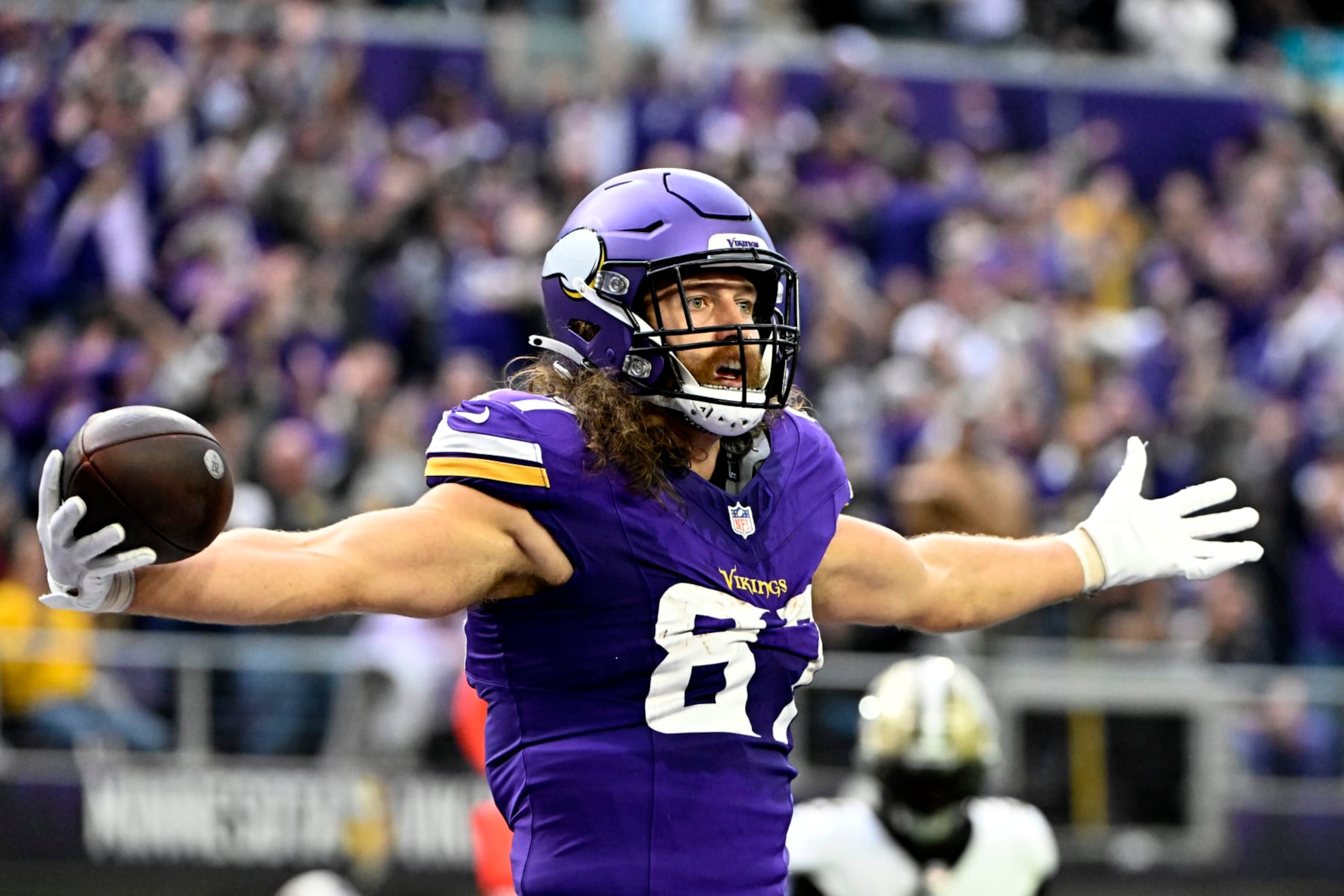 MINNEAPOLIS, MINNESOTA - NOVEMBER 12: T.J. Hockenson #87 of the Minnesota Vikings celebrates after scoring a touchdown against the New Orleans Saints during the second quarter at U.S. Bank Stadium on November 12, 2023 in Minneapolis, Minnesota. (Photo by Stephen Maturen/Getty Images)