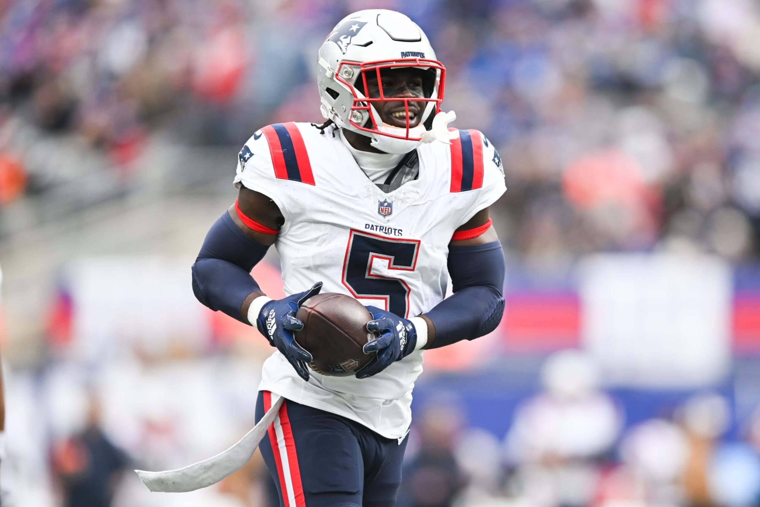EAST RUTHERFORD, NJ - NOVEMBER 26: Jabrill Peppers #5 of the New England Patriots reacts after recovering a fumble during the first half against the New York Giants at MetLife Stadium on November 26, 2023 in East Rutherford, New Jersey. (Photo by Kathryn Riley/Getty Images)