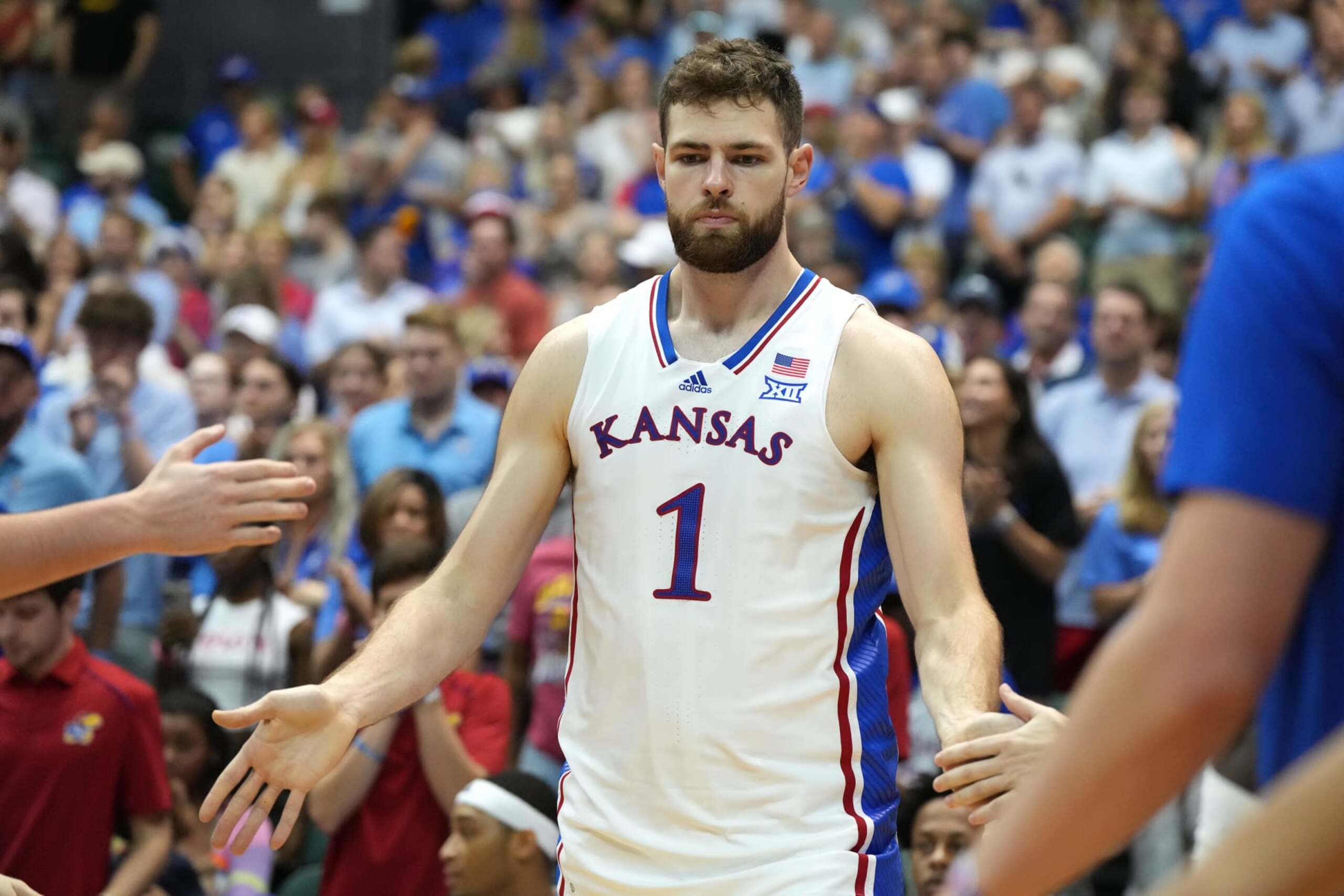 Kansas' Hunter Dickinson