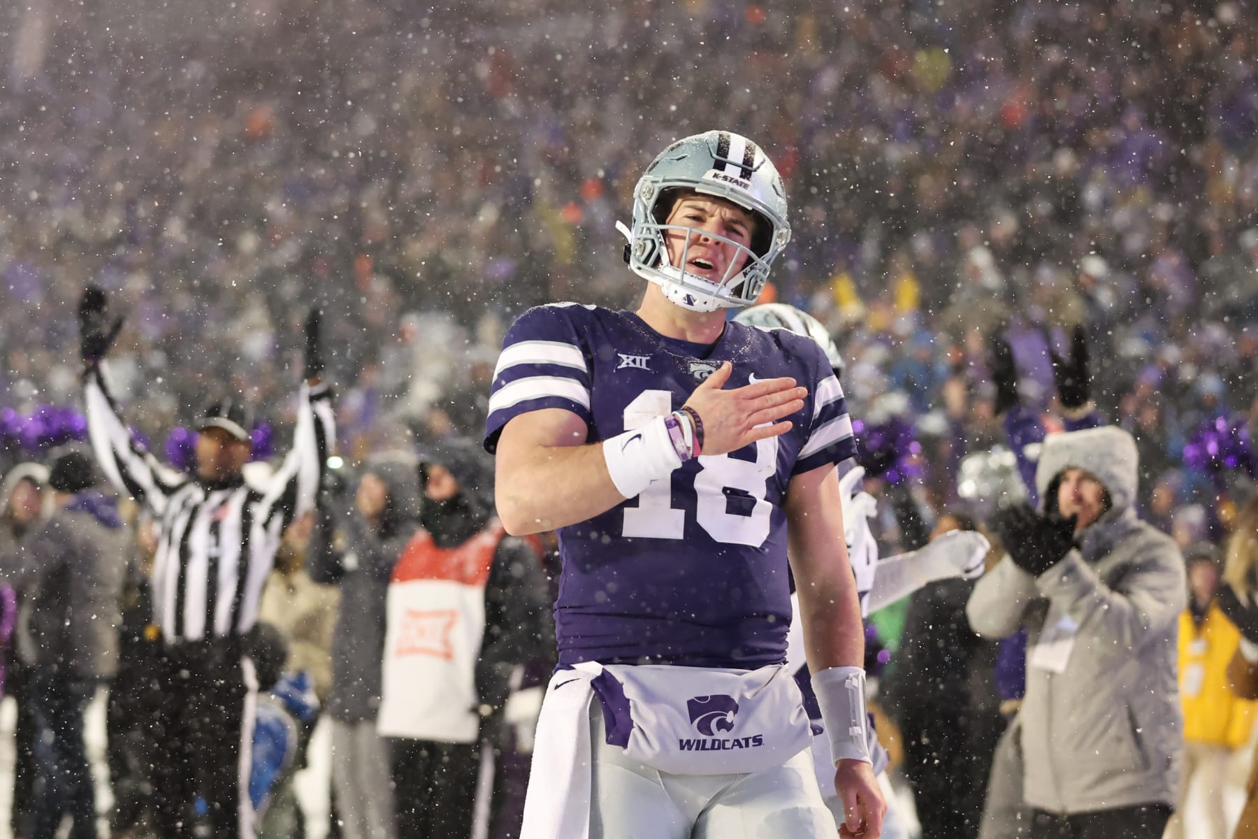 MANHATTAN, KS - NOVEMBER 25: Kansas State Wildcats quarterback Will Howard (18) celebrates after touchdown in the third quarter of a Big 12 football game between the Iowa State Cyclones and Kansas State Wildcats on Nov 25, 2023 at Bill Snyder Family Stadium in Manhattan, KS. (Photo by Scott Winters/Icon Sportswire via Getty Images)