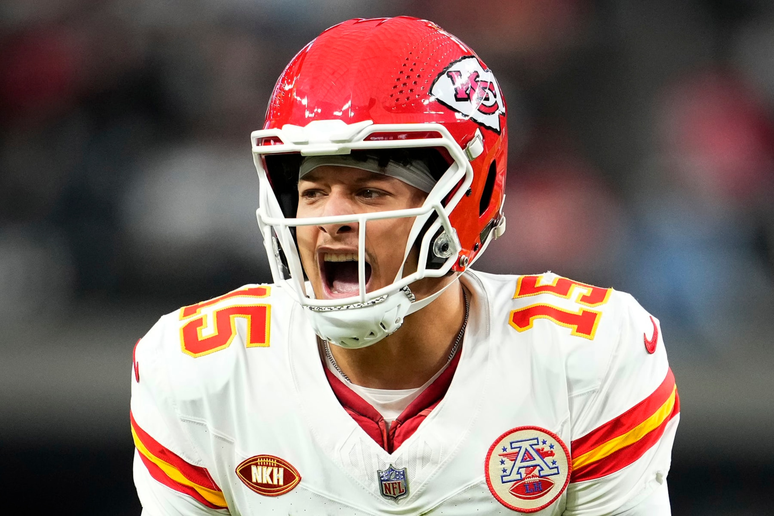 LAS VEGAS, NEVADA - NOVEMBER 26: Patrick Mahomes #15 of the Kansas City Chiefs reacts during the second quarter of a game against the Las Vegas Raiders at Allegiant Stadium on November 26, 2023 in Las Vegas, Nevada. (Photo by Jeff Bottari/Getty Images)