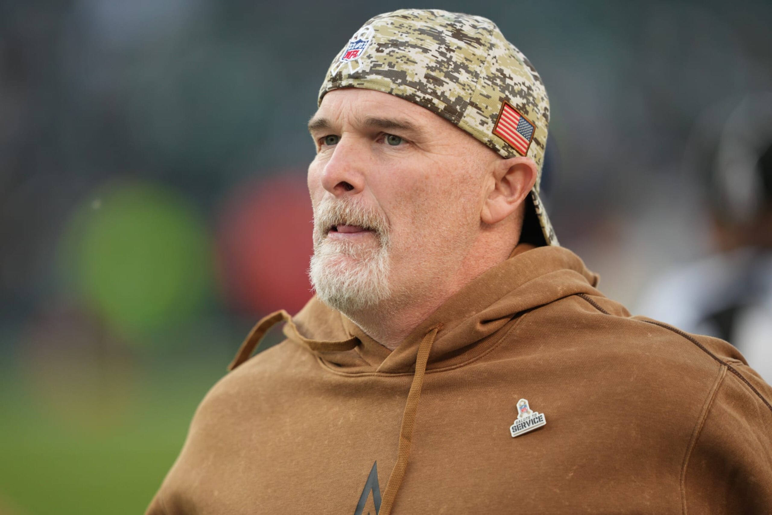 PHILADELPHIA, PA - NOVEMBER 05: Dallas Cowboys defensive coordinator Dan Quinn looks on during the game between the Dallas Cowboys and the Philadelphia Eagles on November 5, 2023 at Lincoln Financial Field. (Photo by Andy Lewis/Icon Sportswire via Getty Images) PHILADELPHIA, PA - NOVEMBER 05: Dallas Cowboys defensive coordinator Dan Quinn looks on during the game between the Dallas Cowboys and the Philadelphia Eagles on November 5, 2023 at Lincoln Financial Field. (Photo by Andy Lewis/Icon Sportswire via Getty Images)