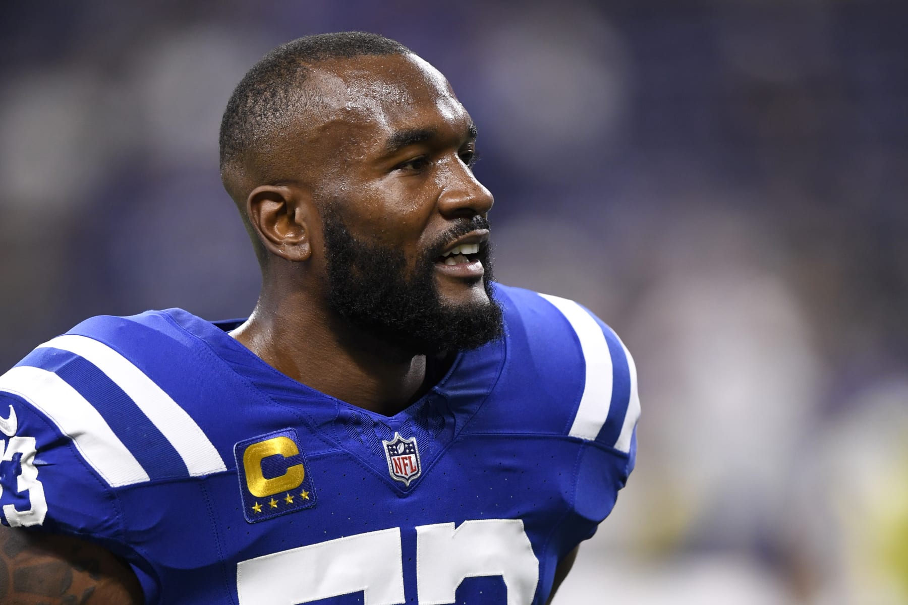 INDIANAPOLIS, IN - OCTOBER 29: Indianapolis Colts Linebacker Shaquille Leonard (53) warms up for the NFL game between the New Orleans Saints and the Indianapolis Colts on October 29, 2023, at Lucas Oil Stadium in Indianapolis, Indiana. (Photo by Michael Allio/Icon Sportswire via Getty Images)