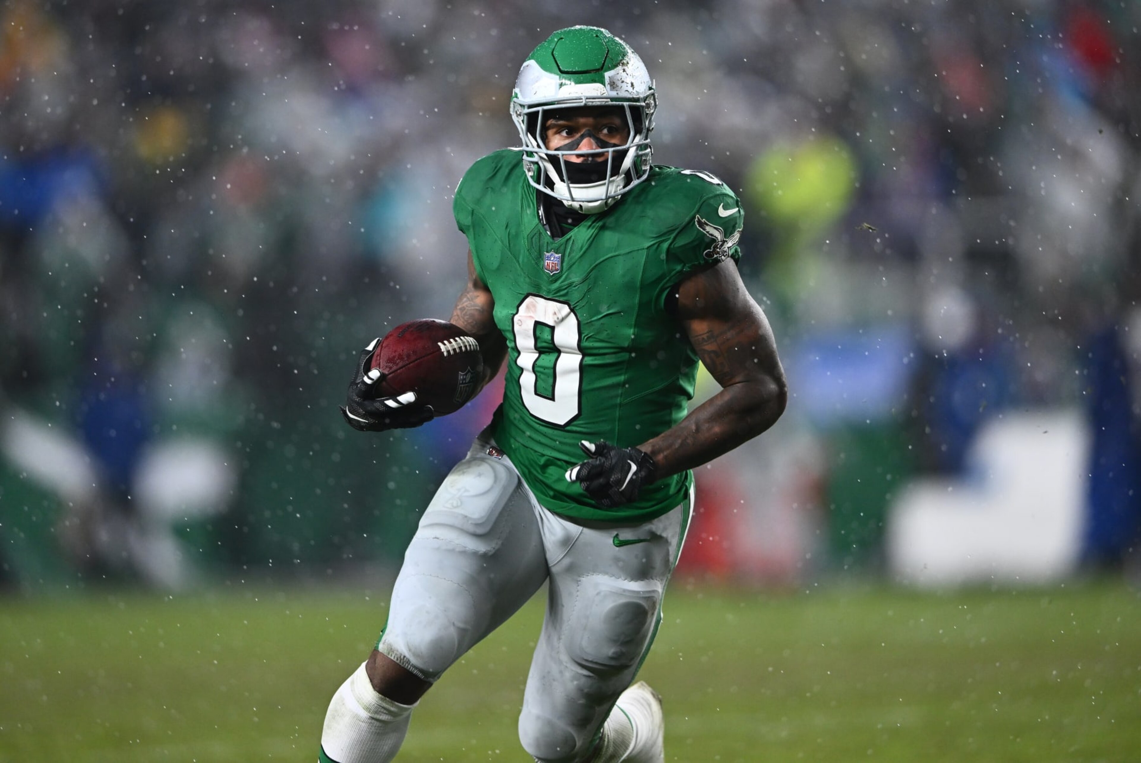 PHILADELPHIA, PA - NOVEMBER 26: Philadelphia Eagles Running Back D'Andre Swift (0) carries the ball in the second half during the game between the Buffalo Bills and Philadelphia Eagles on November 26, 2023 at Lincoln Financial Field in Philadelphia, PA. (Photo by Kyle Ross/Icon Sportswire via Getty Images) PHILADELPHIA, PA - NOVEMBER 26: Philadelphia Eagles Running Back D'Andre Swift (0) carries the ball in the second half during the game between the Buffalo Bills and Philadelphia Eagles on November 26, 2023 at Lincoln Financial Field in Philadelphia, PA. (Photo by Kyle Ross/Icon Sportswire via Getty Images)