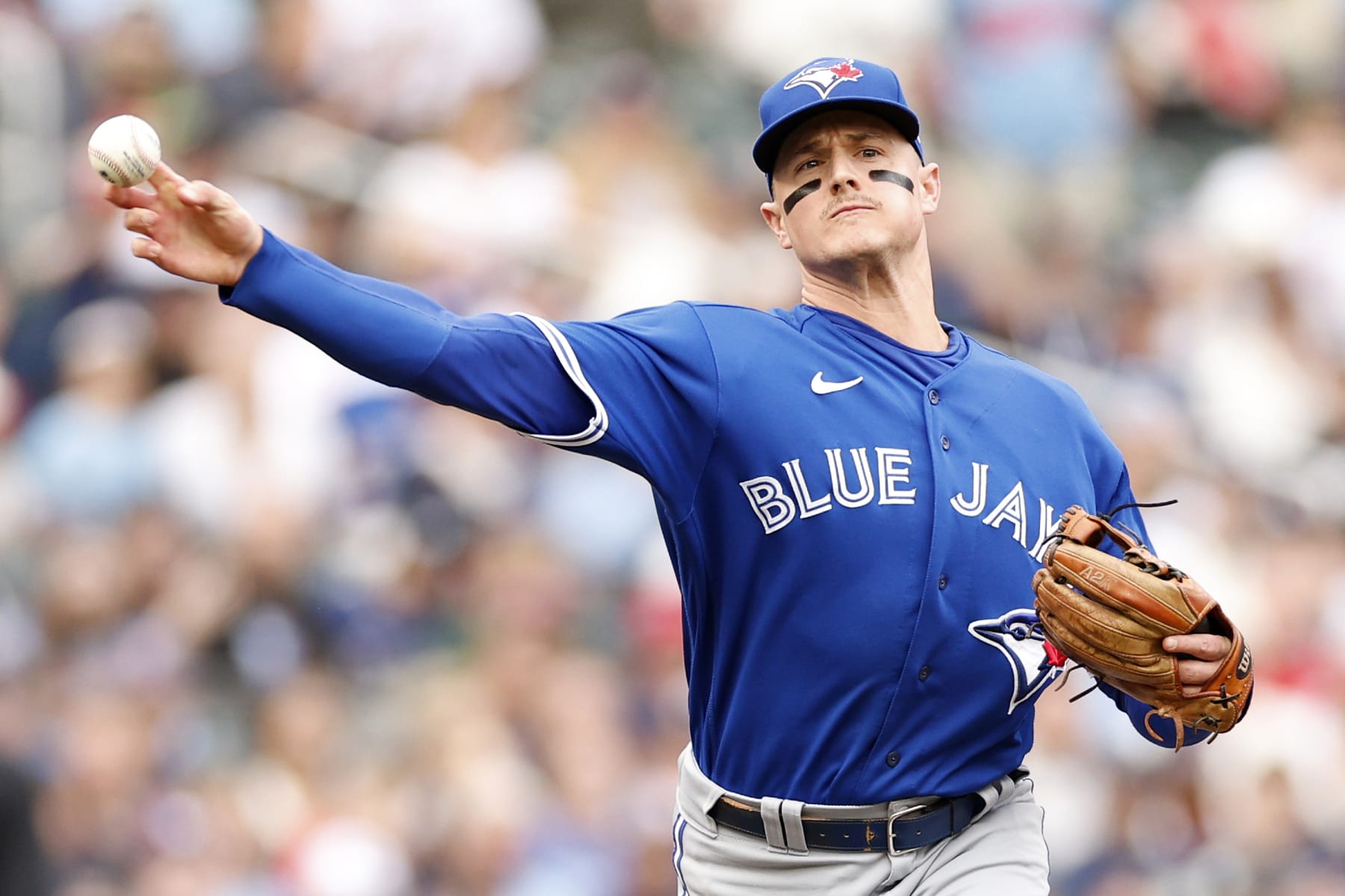 MINNEAPOLIS, MINNESOTA - OCTOBER 04: Matt Chapman #26 of the Toronto Blue Jays throws to first base on a ball hit by Max Kepler #26 of the Minnesota Twins during the second inning in Game Two of the Wild Card Series at Target Field on October 04, 2023 in Minneapolis, Minnesota. (Photo by David Berding/Getty Images)