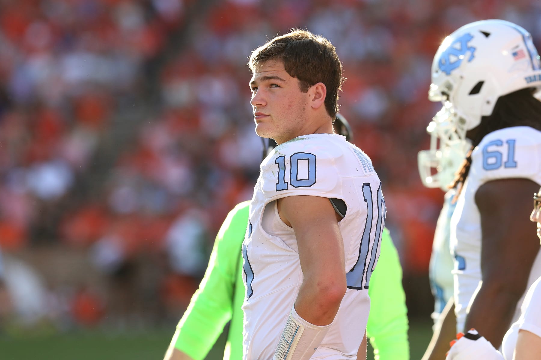 CLEMSON, SC - NOVEMBER 18: North Carolina Tar Heels quarterback Drake Maye (10) during a college football game between the North Carolina Tar Heels and the Clemson Tigers on November 18, 2023 at Clemson Memorial Stadium in Clemson, S.C.  (Photo by John Byrum/Icon Sportswire via Getty Images)